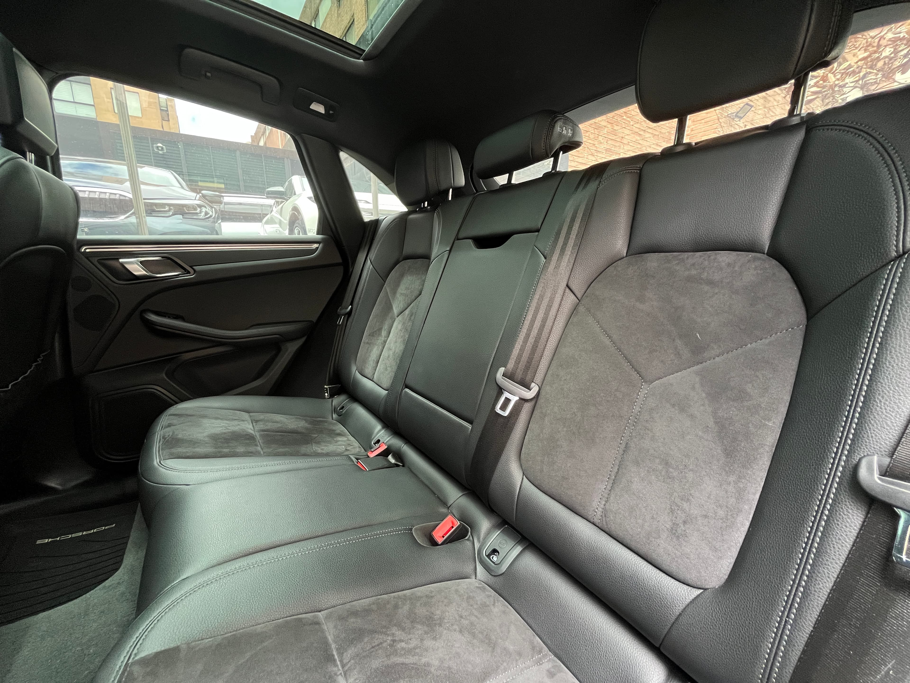 Porsche Macan Modelo 2021 30