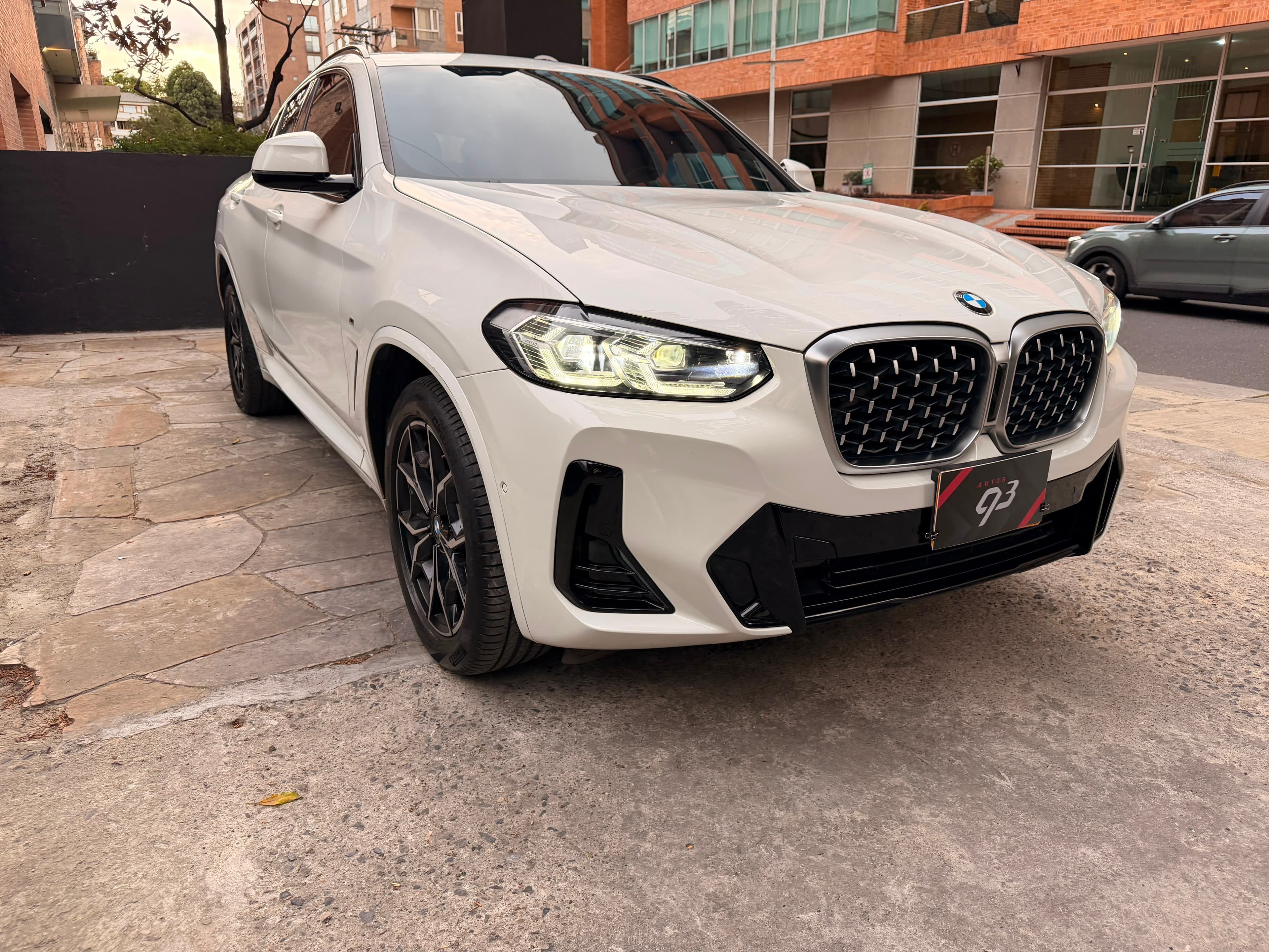 BMW X4 XDRIVE30i Modelo 2022 3