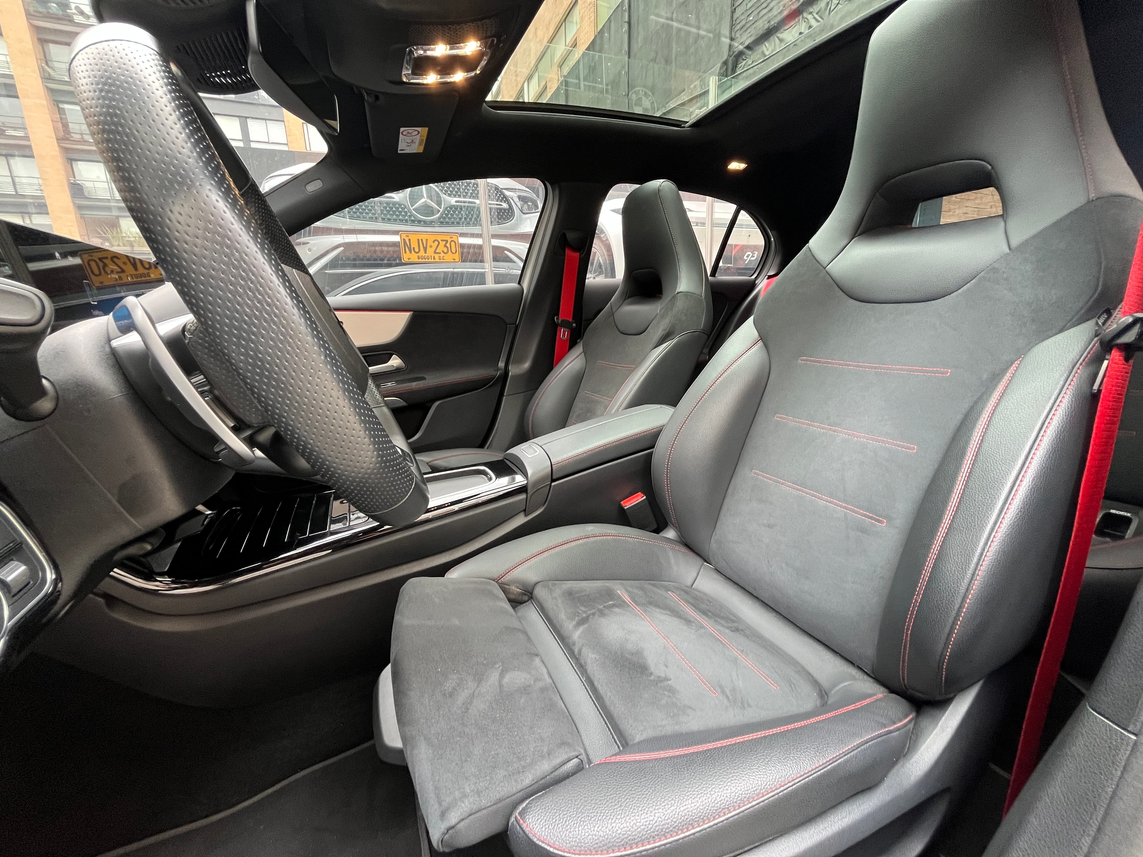 Mercedes Benz A35 Modelo 2023 9