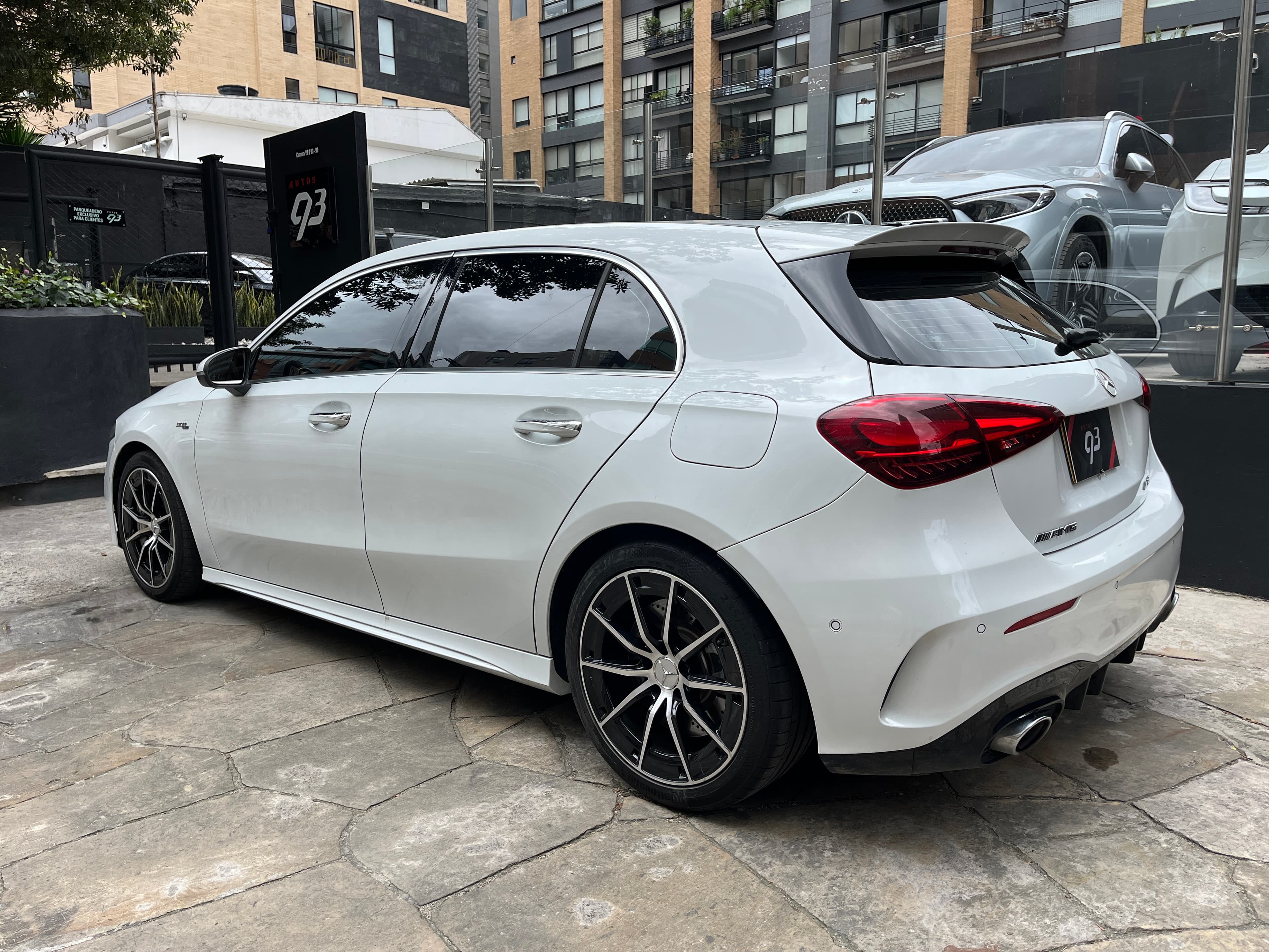 Mercedes Benz A35 Modelo 2023 6