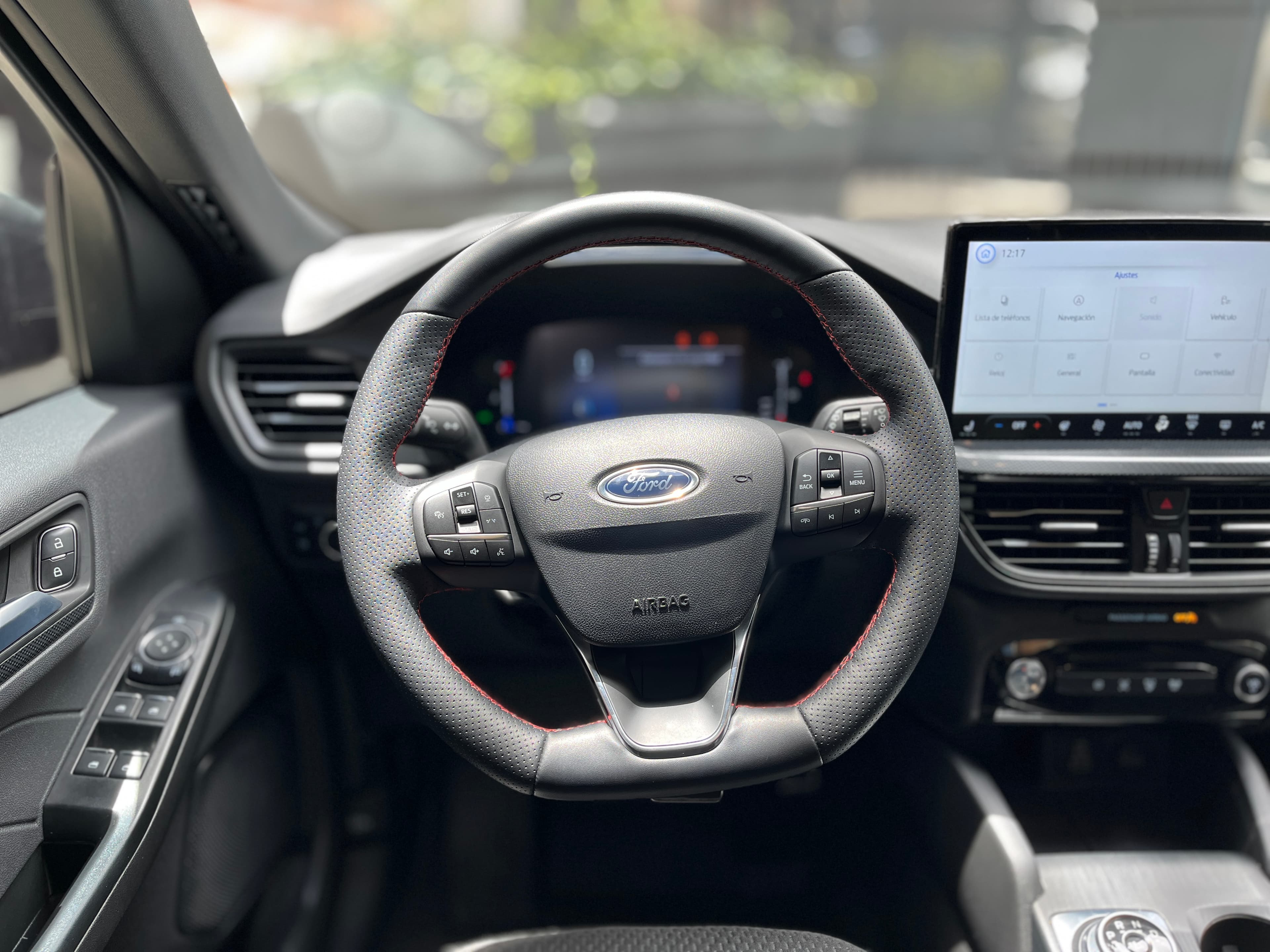 Ford Escape ST LINE Modelo 2024 16