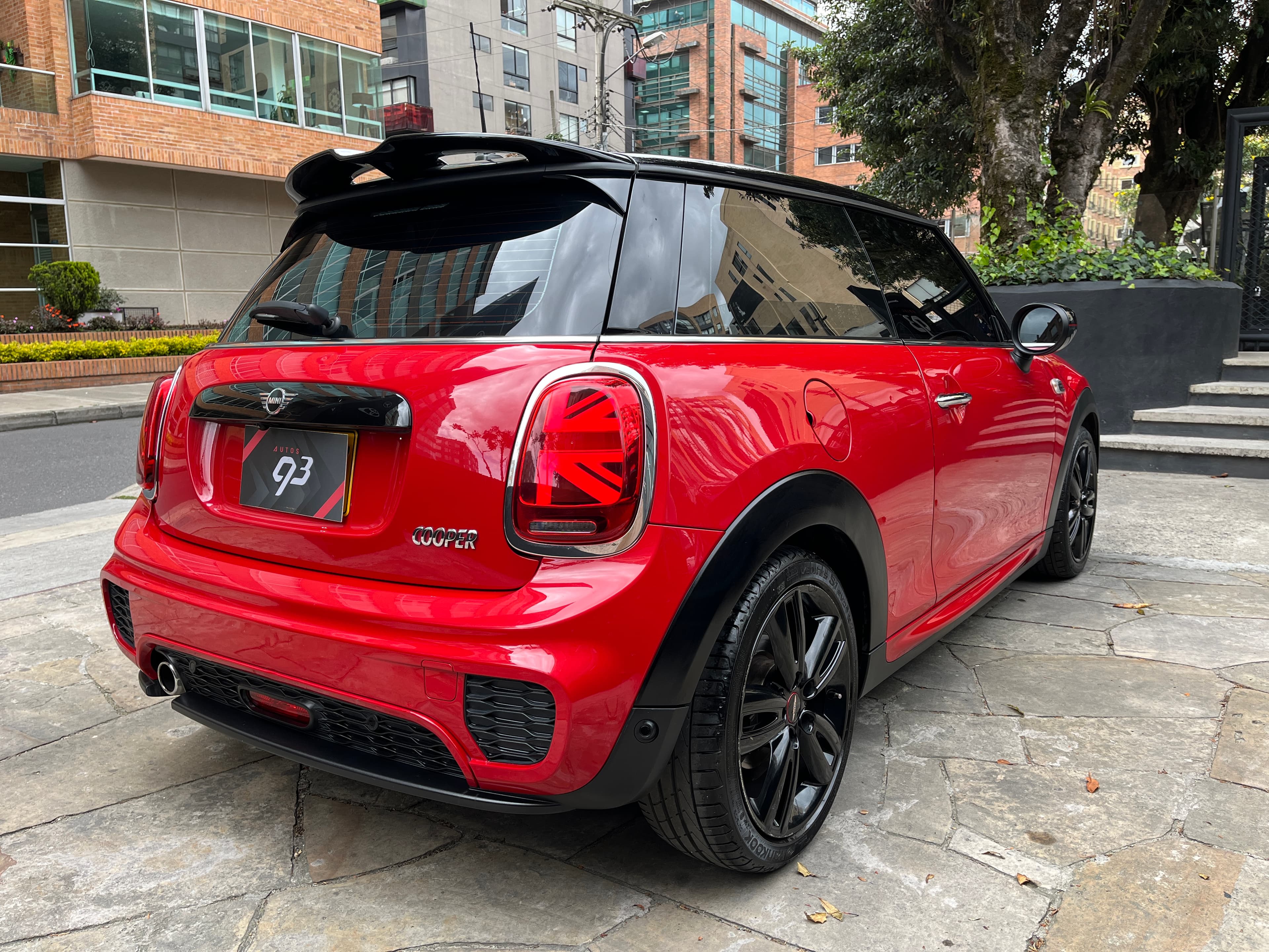 MINI COOPER Modelo 2020 4