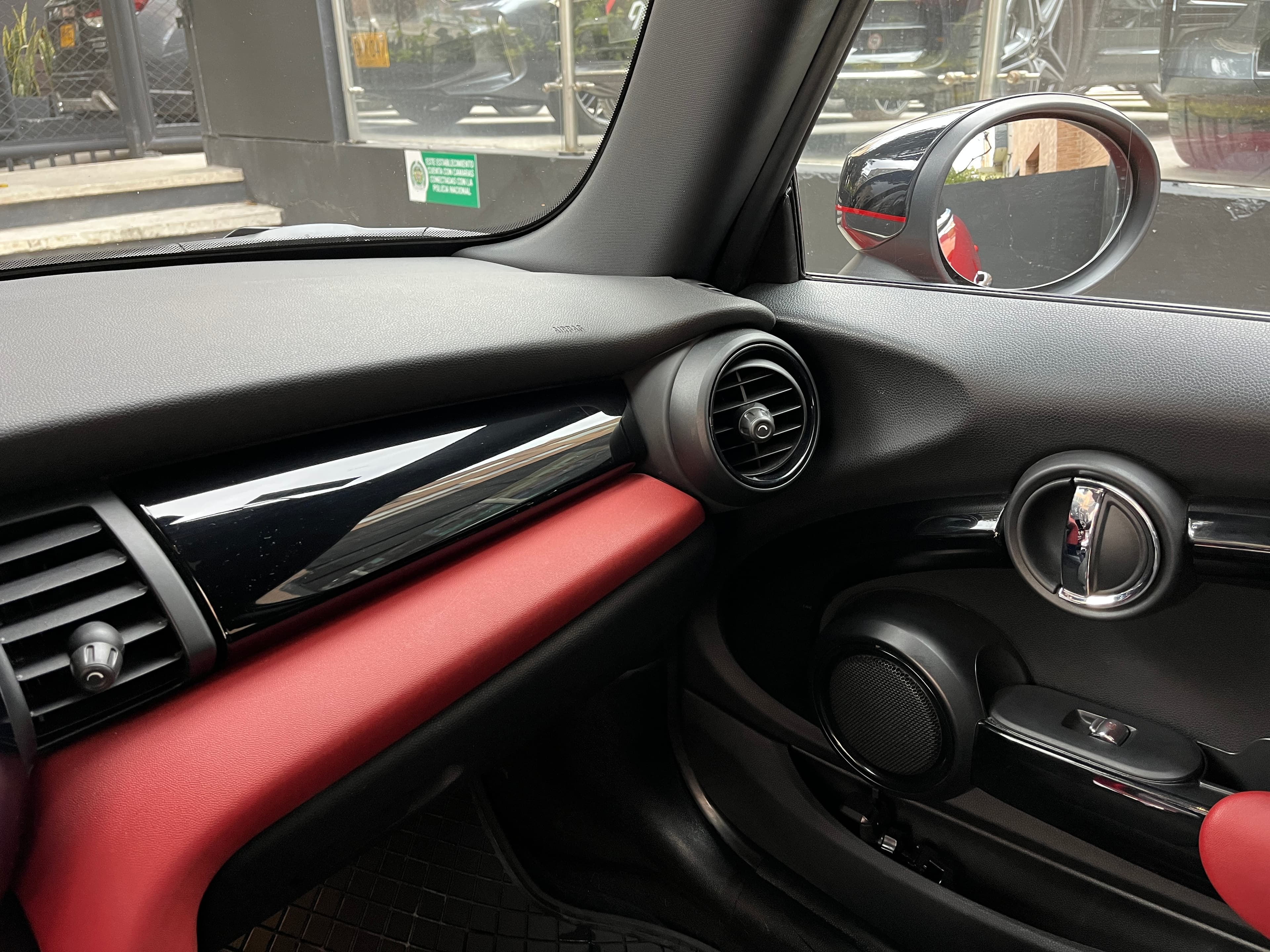MINI COOPER Modelo 2020 10
