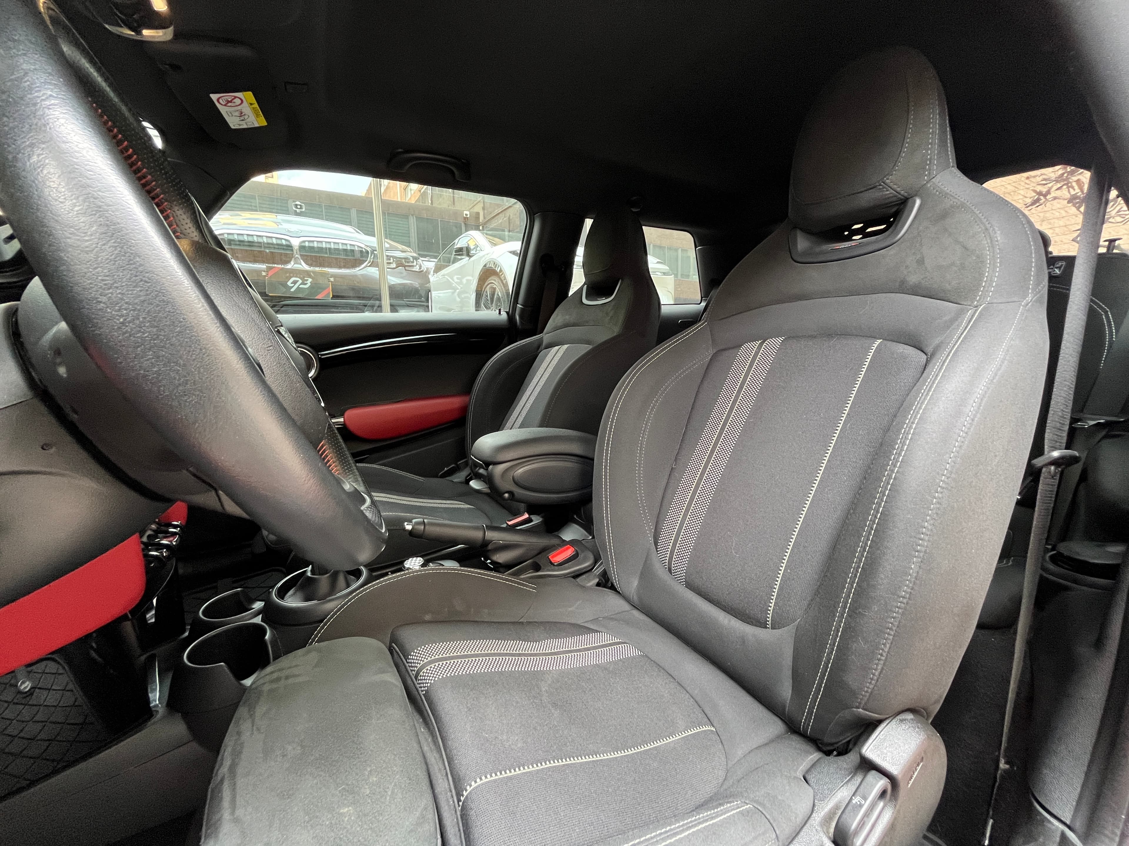 MINI COOPER Modelo 2020 9