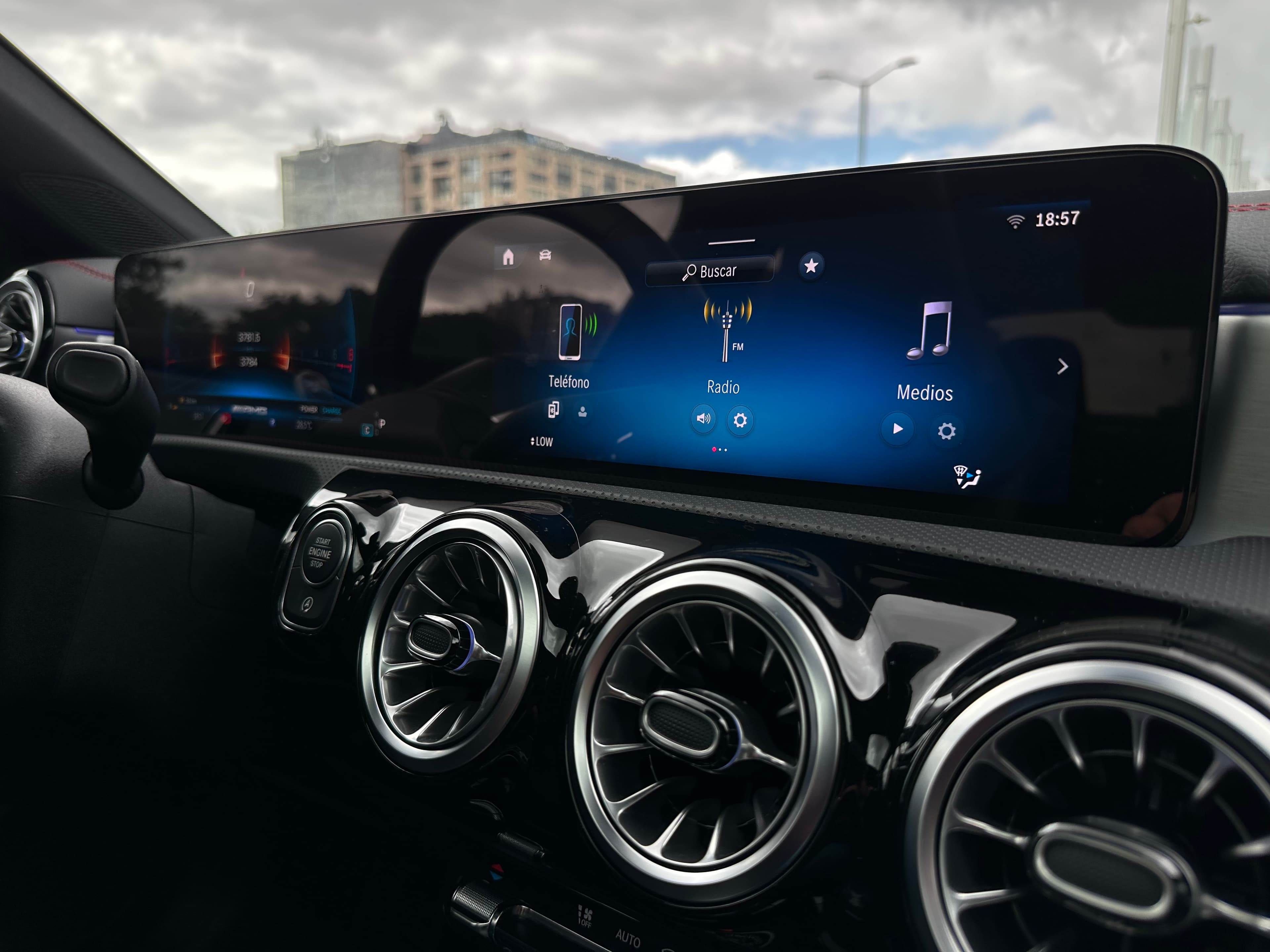 Mercedes Benz CLA35 AMG Amg Modelo 2026 21