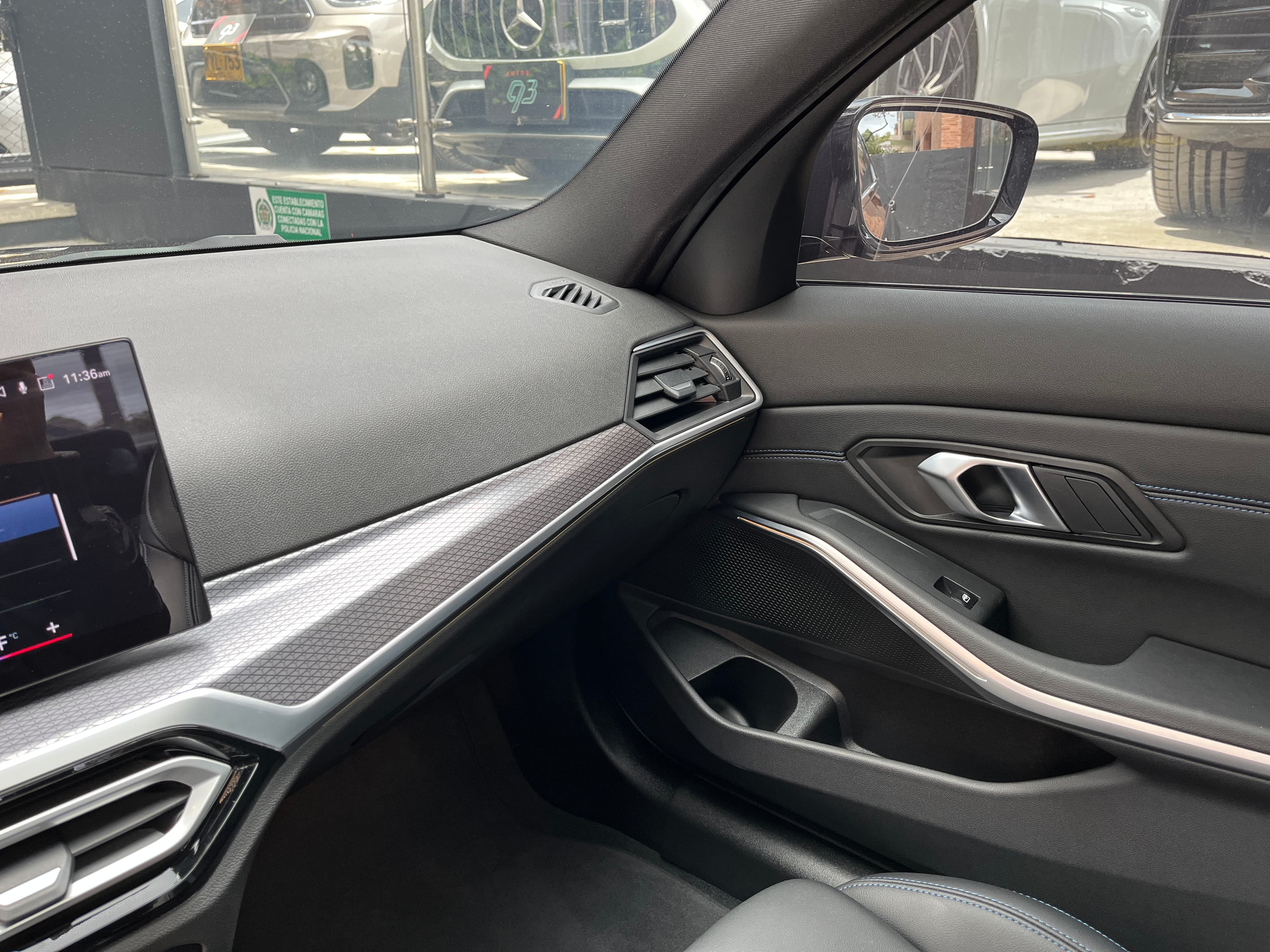 BMW 330E Modelo 2024 11