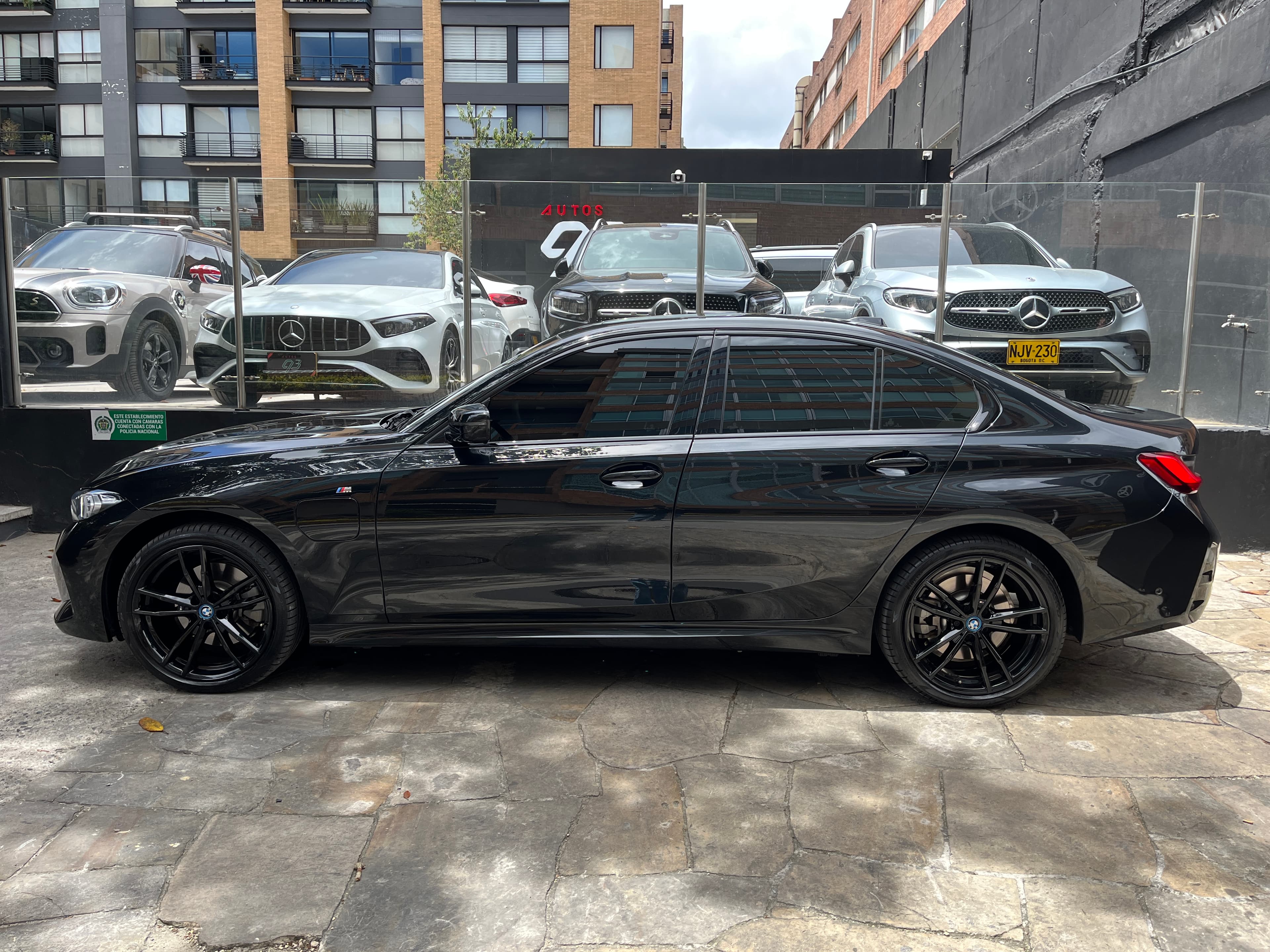 BMW 330E Modelo 2024 8
