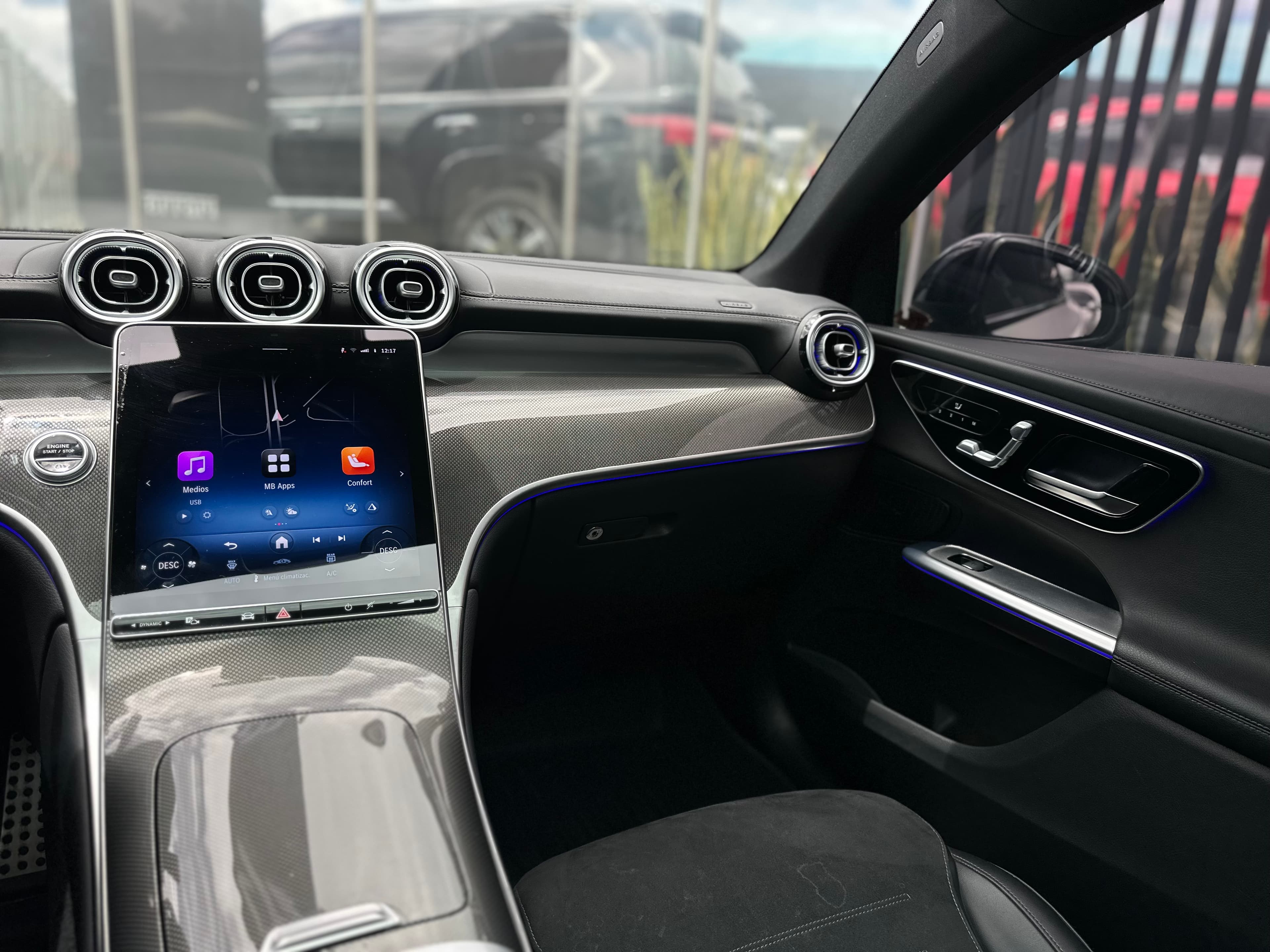 Mercedes Benz GLC300 4MATIC Modelo 2025 16