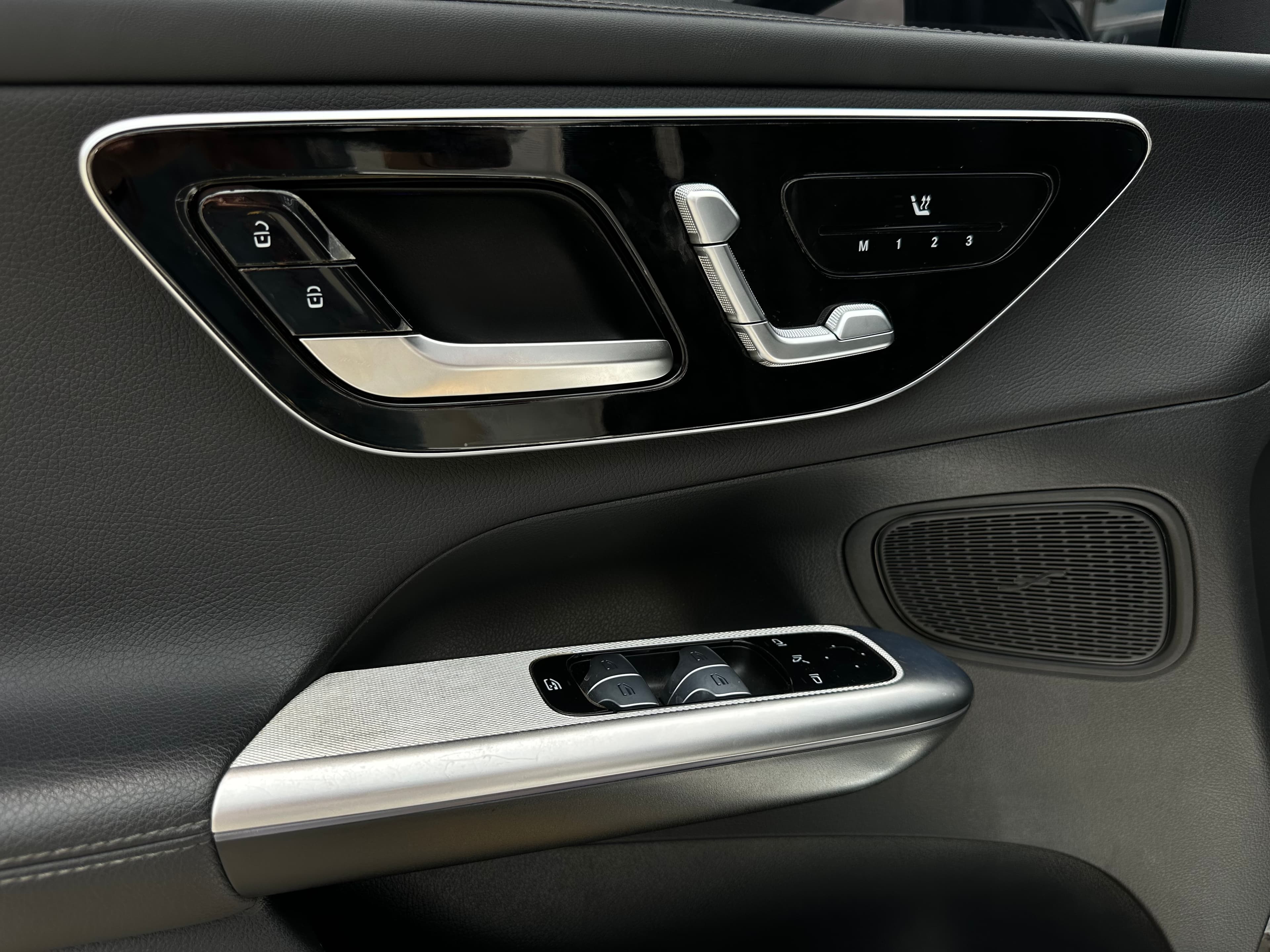 Mercedes Benz GLC300 4MATIC Modelo 2025 10