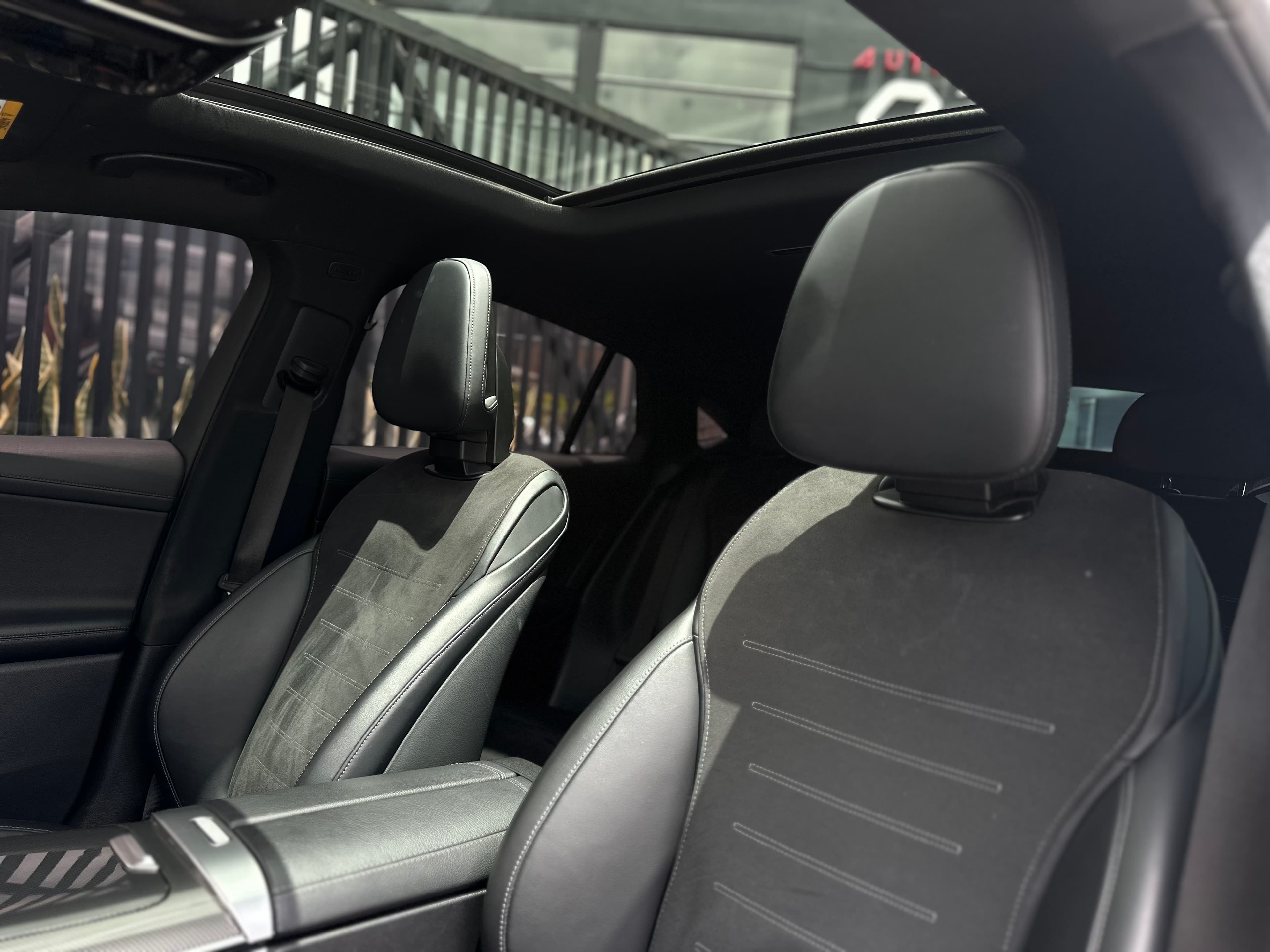 Mercedes Benz GLC300 4MATIC Modelo 2025 9