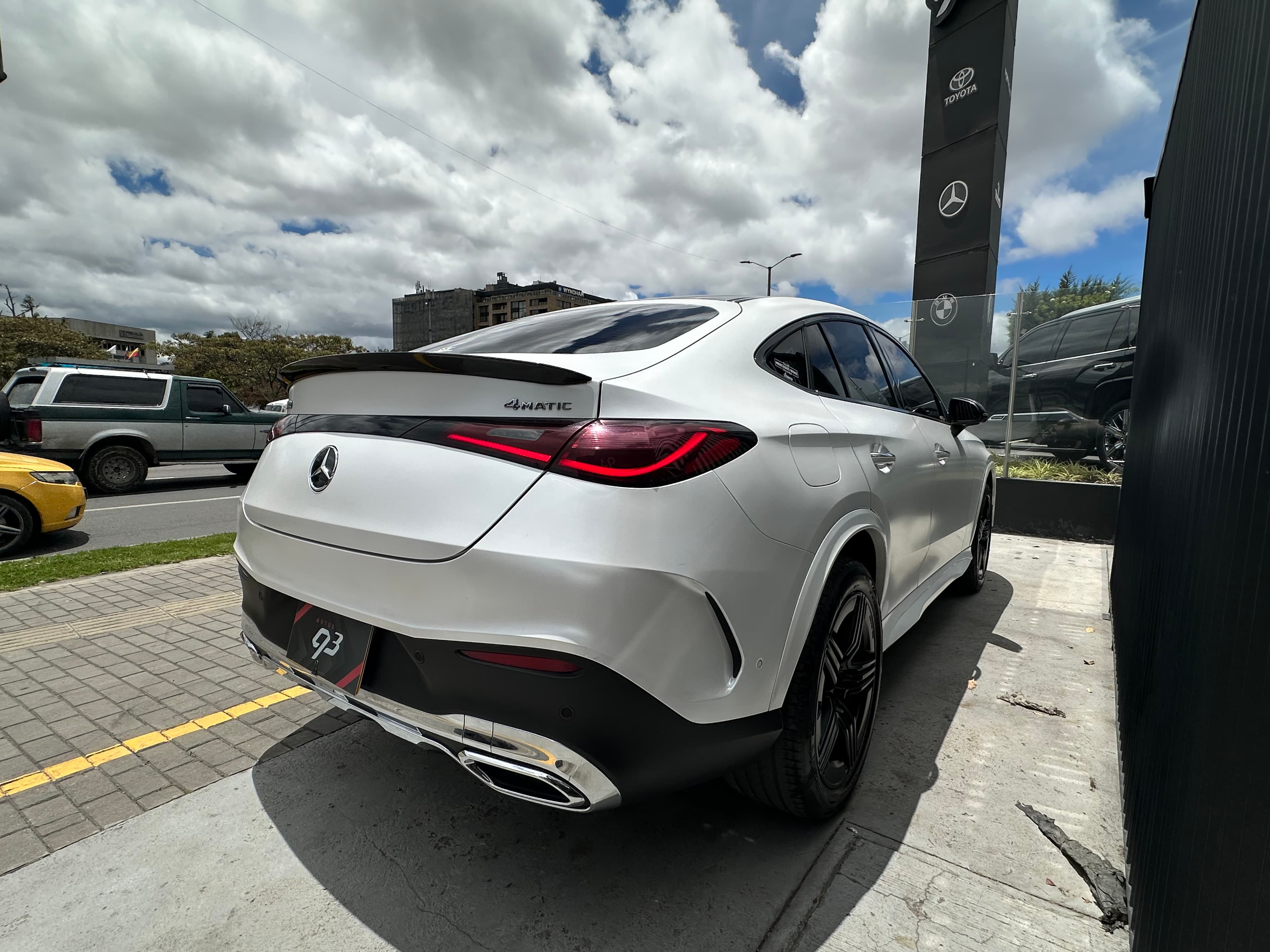 Mercedes Benz GLC300 4MATIC Modelo 2025 4
