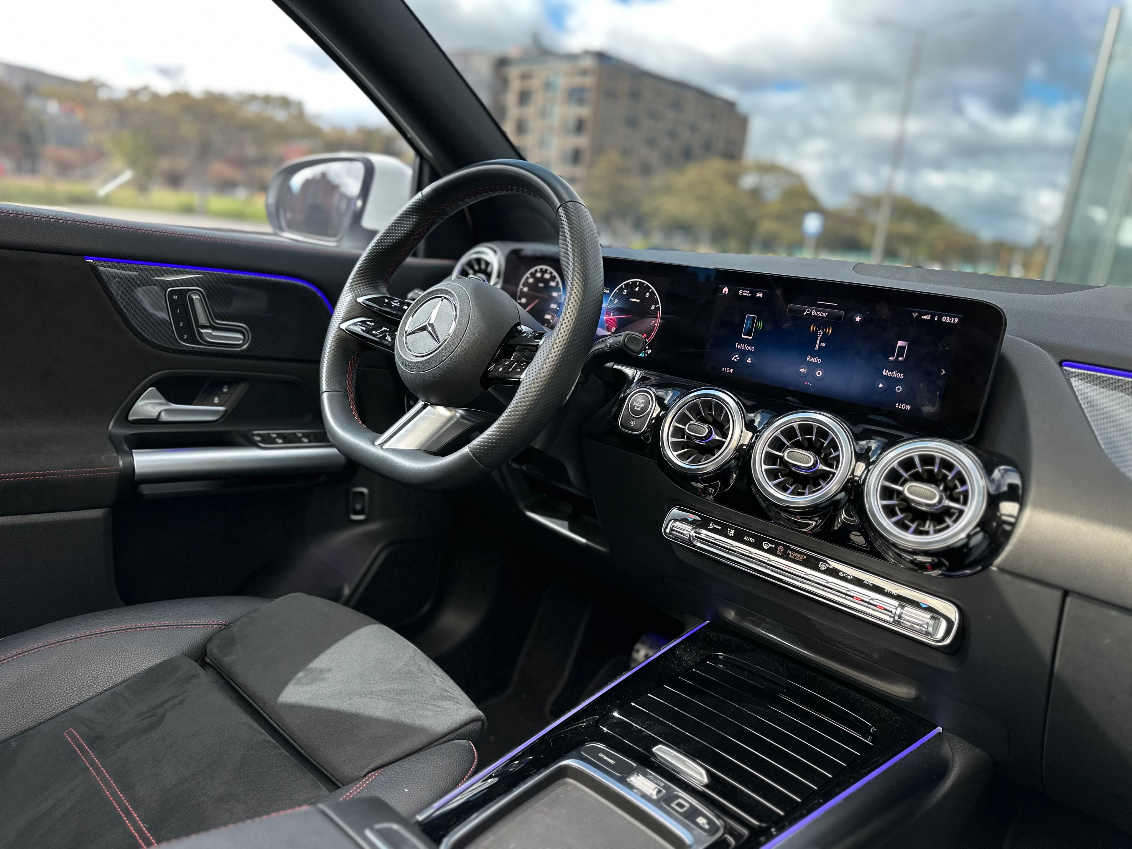 Mercedes Benz GLA250 4MATIC Modelo 2025 23