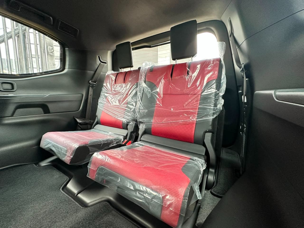Toyota Land Cruiser 300 GR Sport Blindada Modelo 2026 4