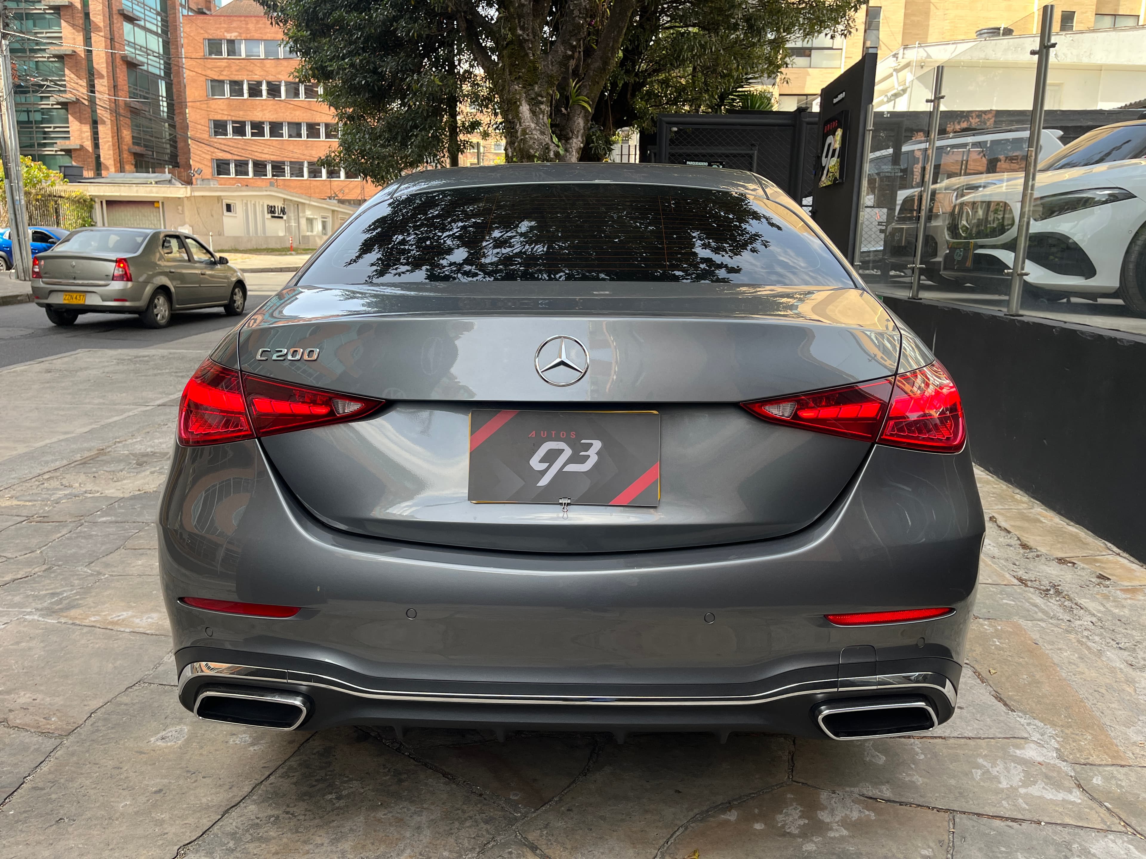 Mercedes Benz C200 Modelo 2025 5