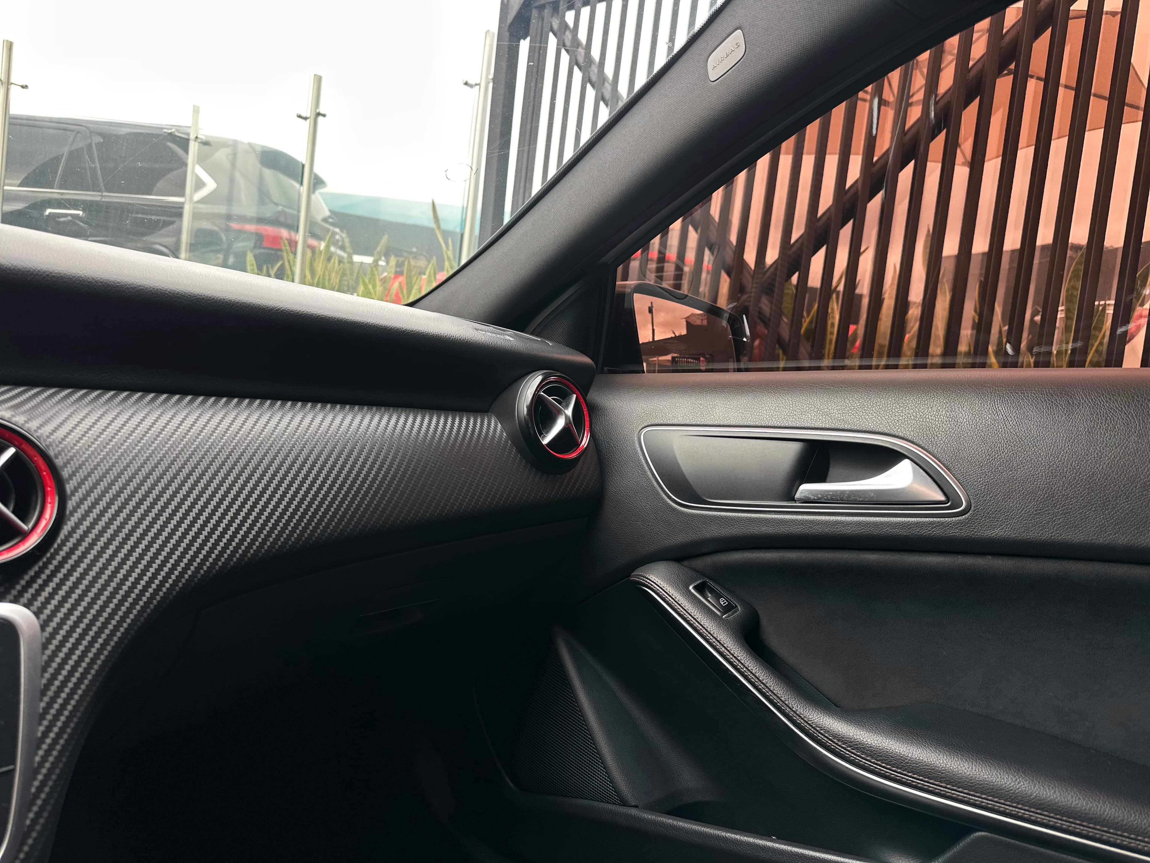 Mercedes Benz A45 AMG Modelo 2014 21