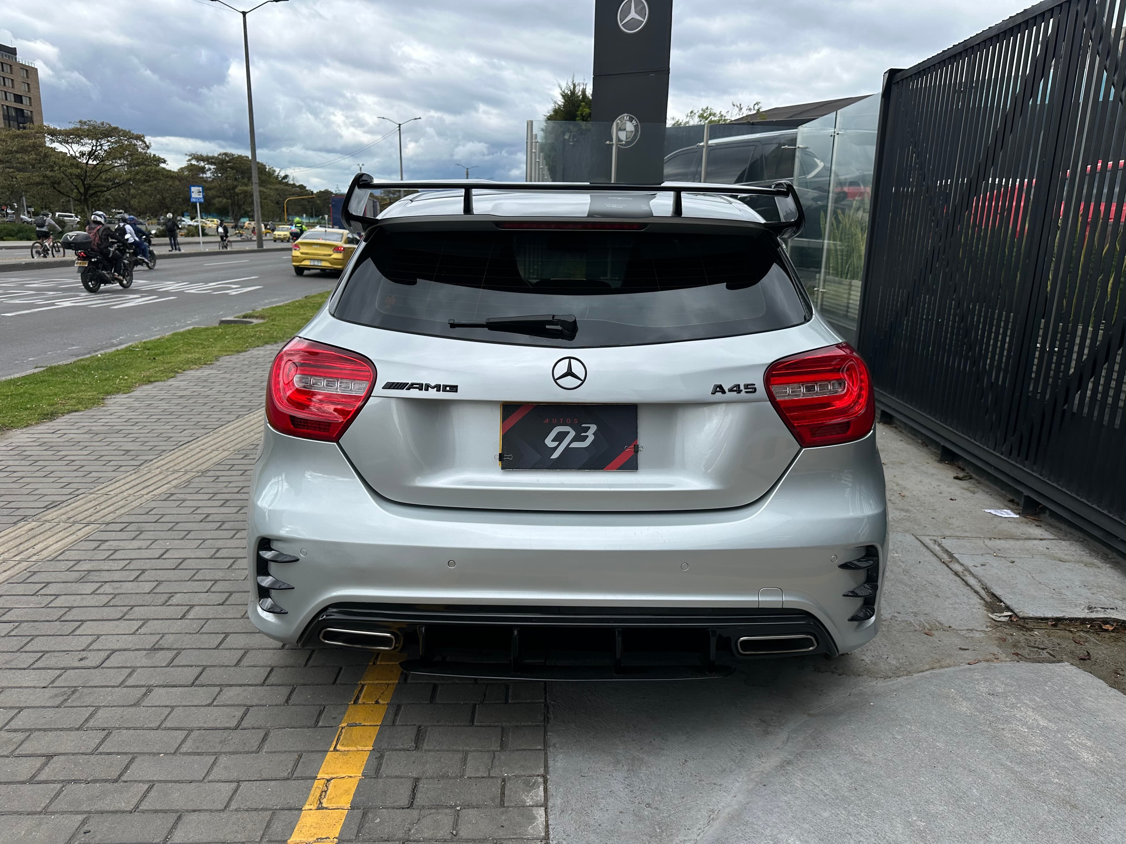 Mercedes Benz A45 AMG Modelo 2014 5