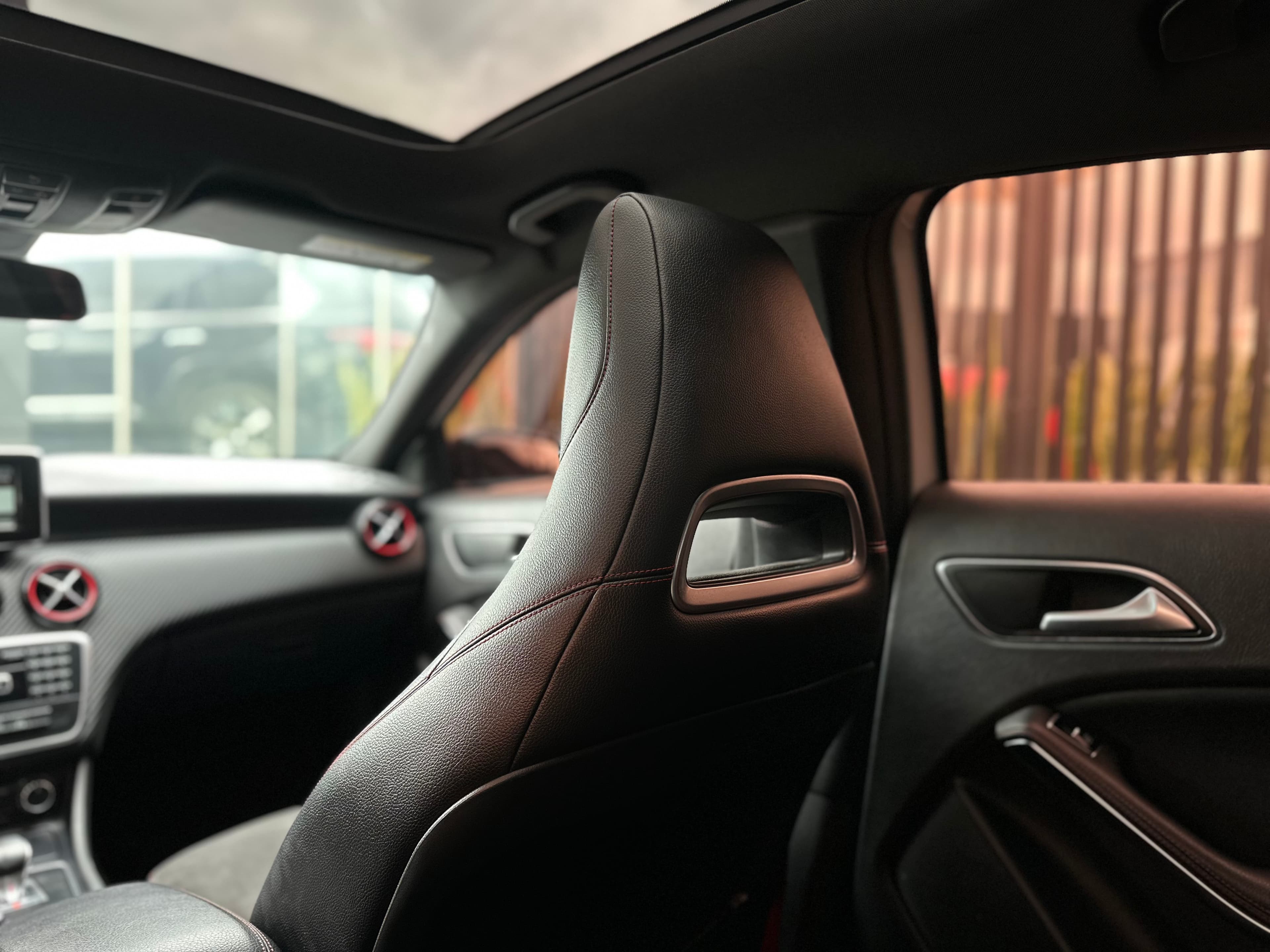 Mercedes Benz A45 AMG Modelo 2014 11