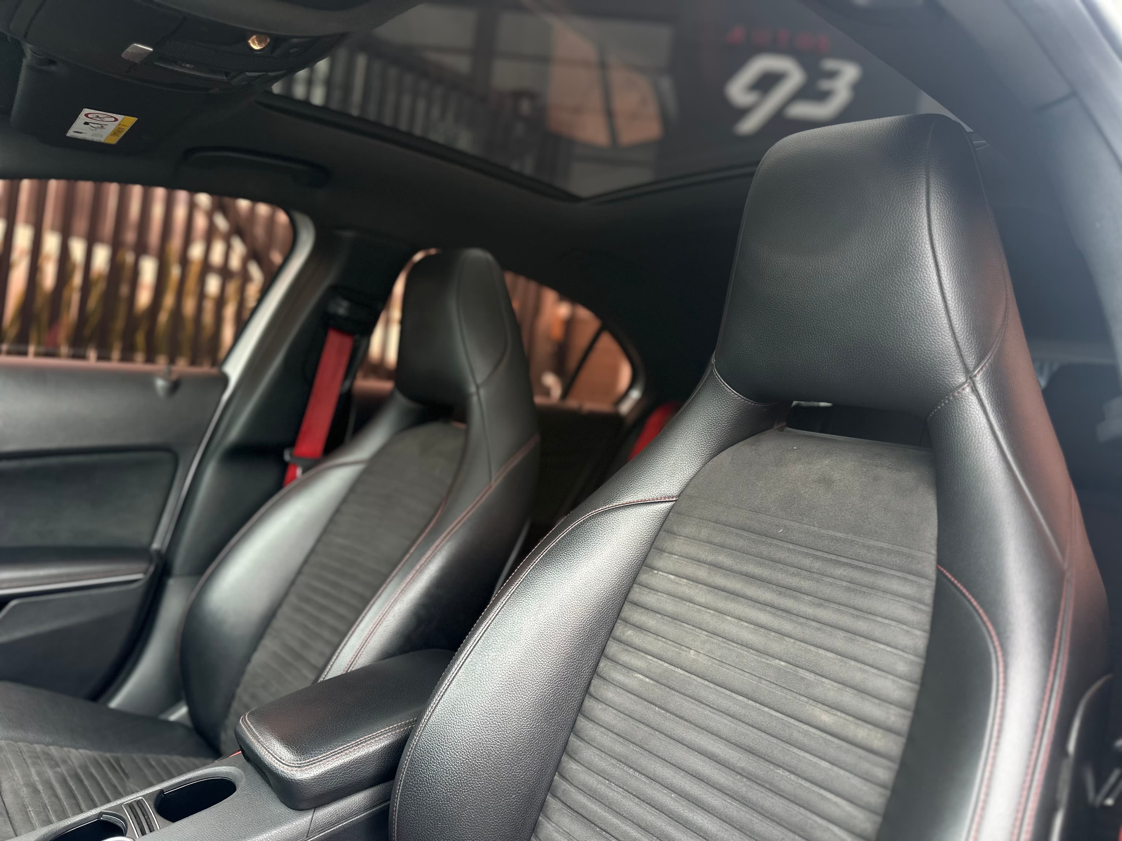 Mercedes Benz A45 AMG Modelo 2014 9