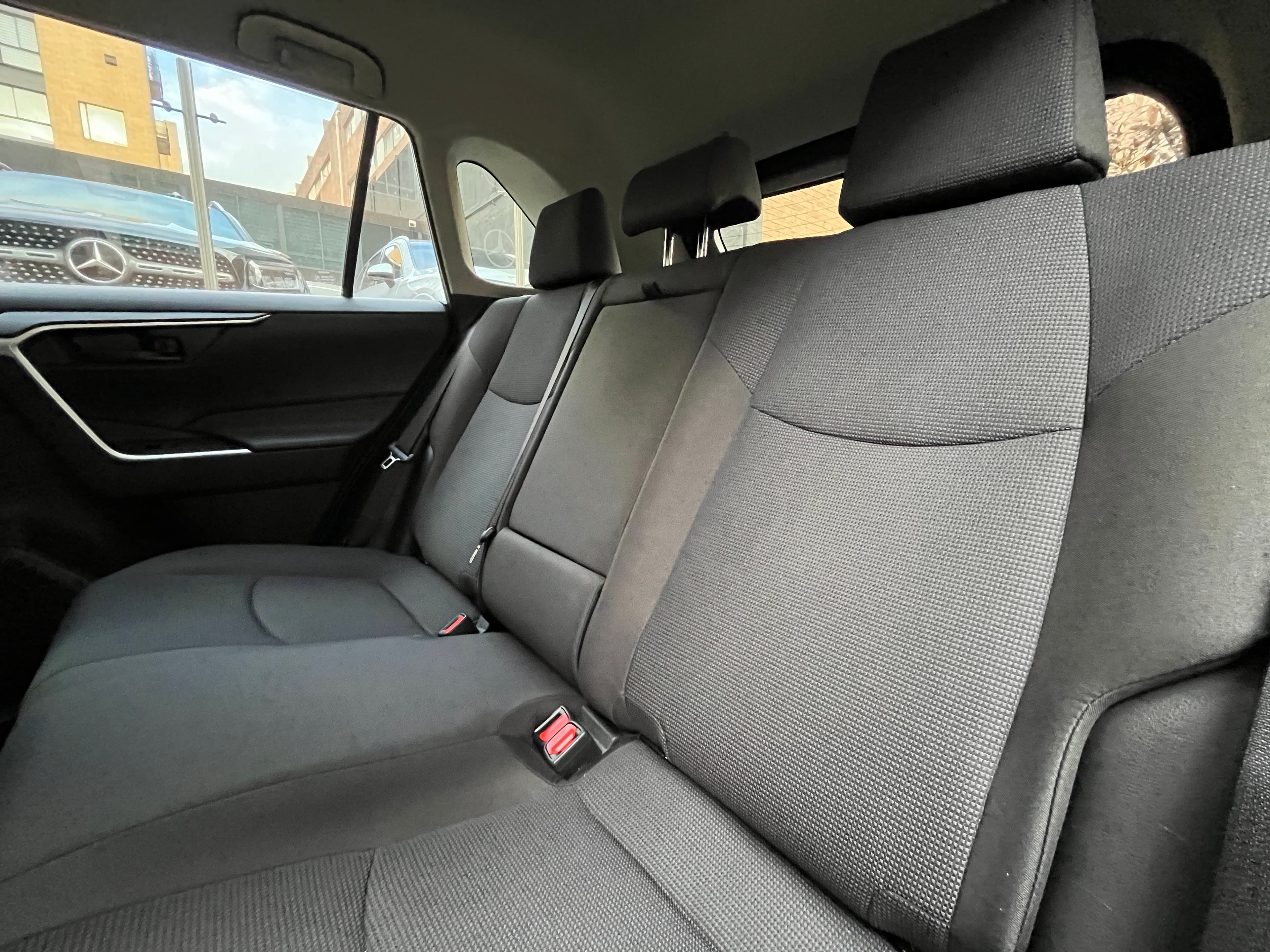 Toyota Rav4 Modelo 2024 17