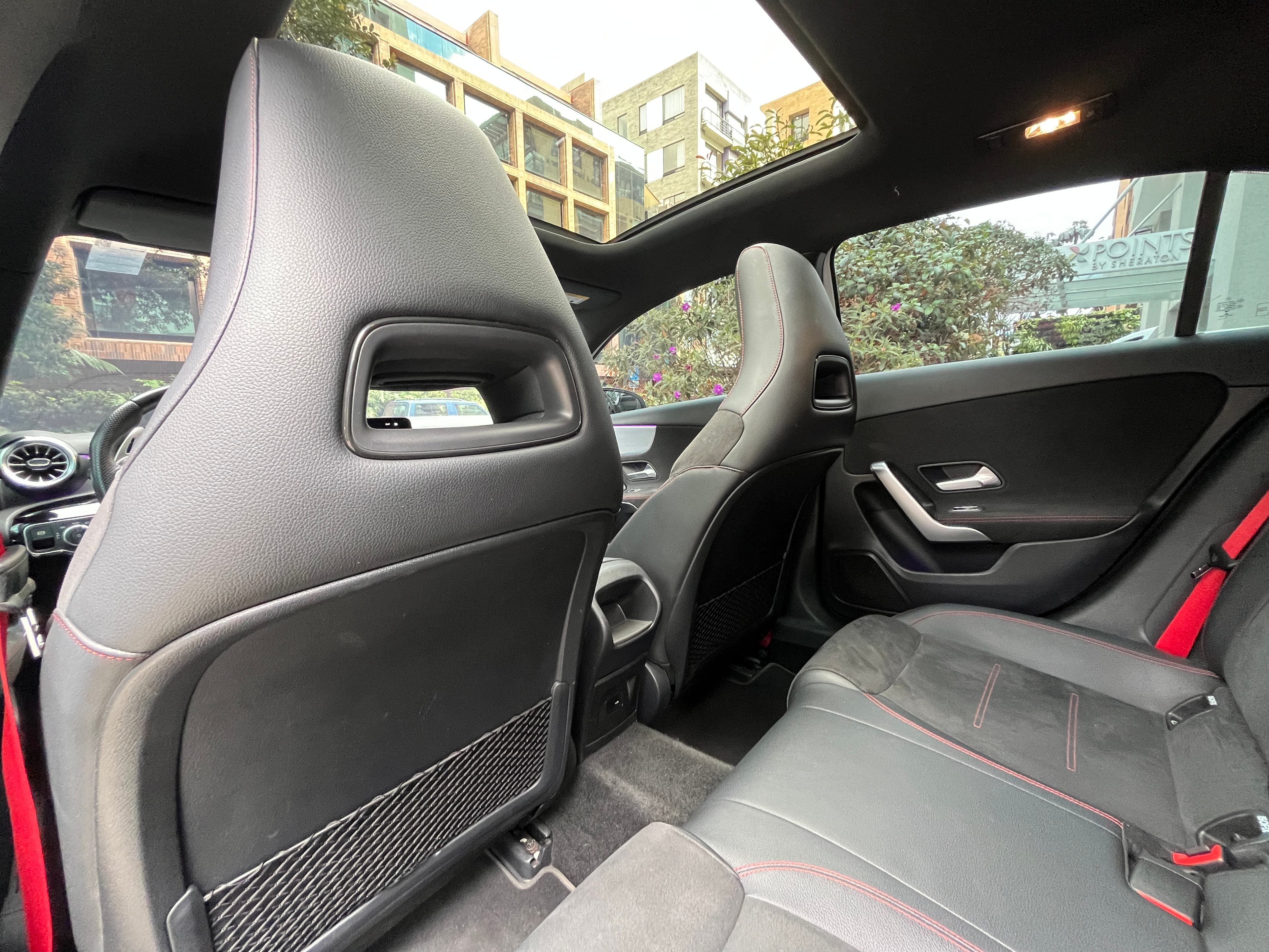 Mercedes Benz A35 Modelo 2022 17