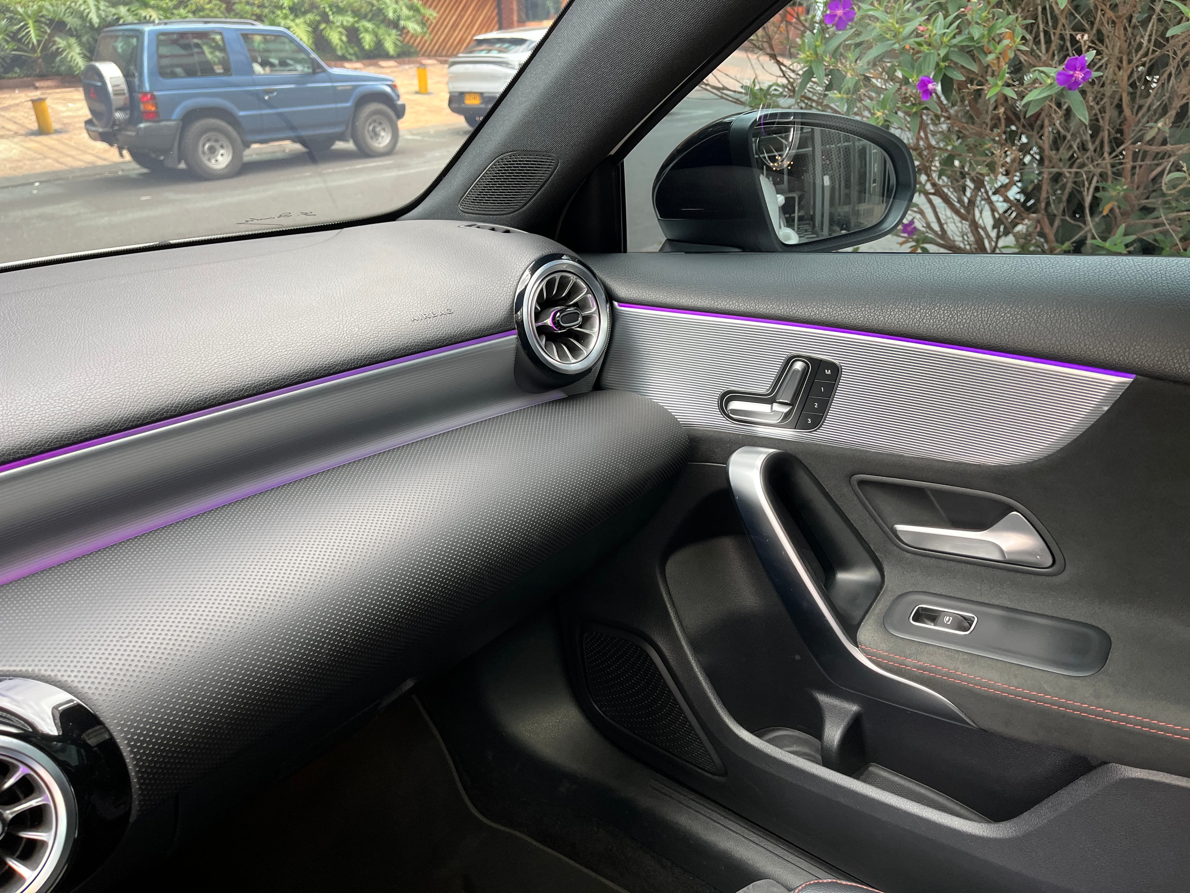Mercedes Benz A35 Modelo 2022 10