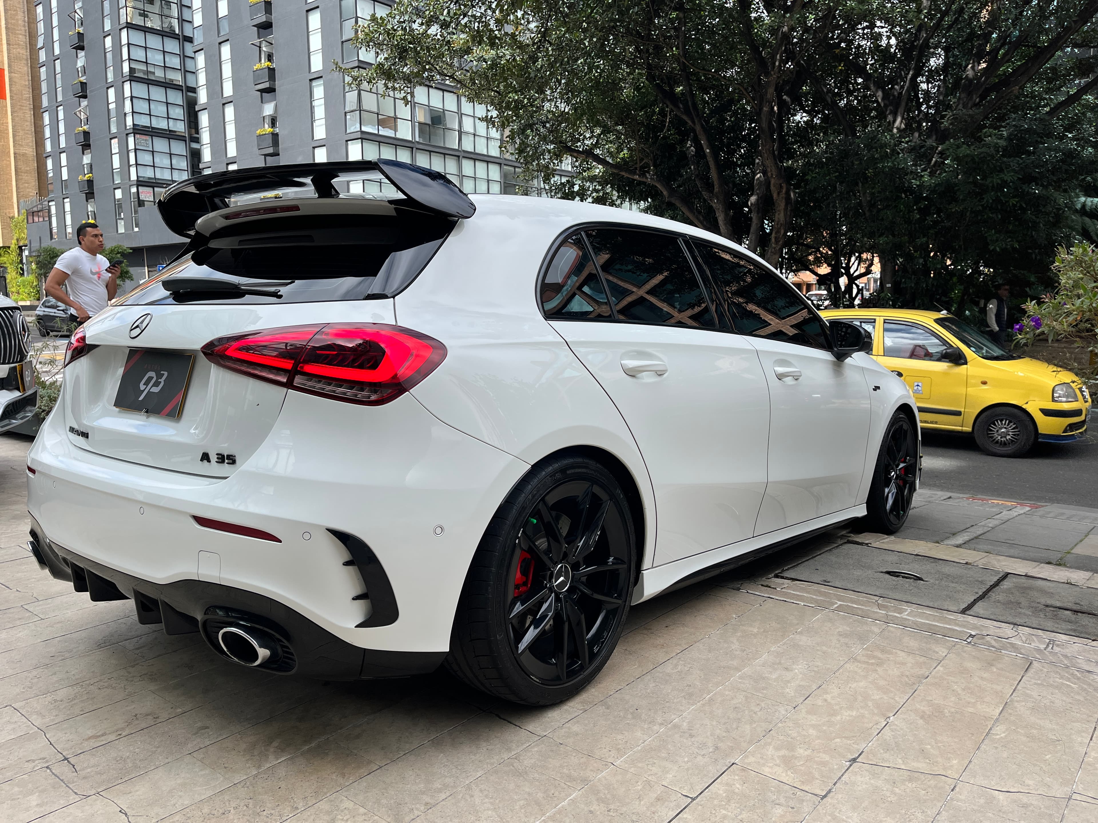 Mercedes Benz A35 Modelo 2022 4