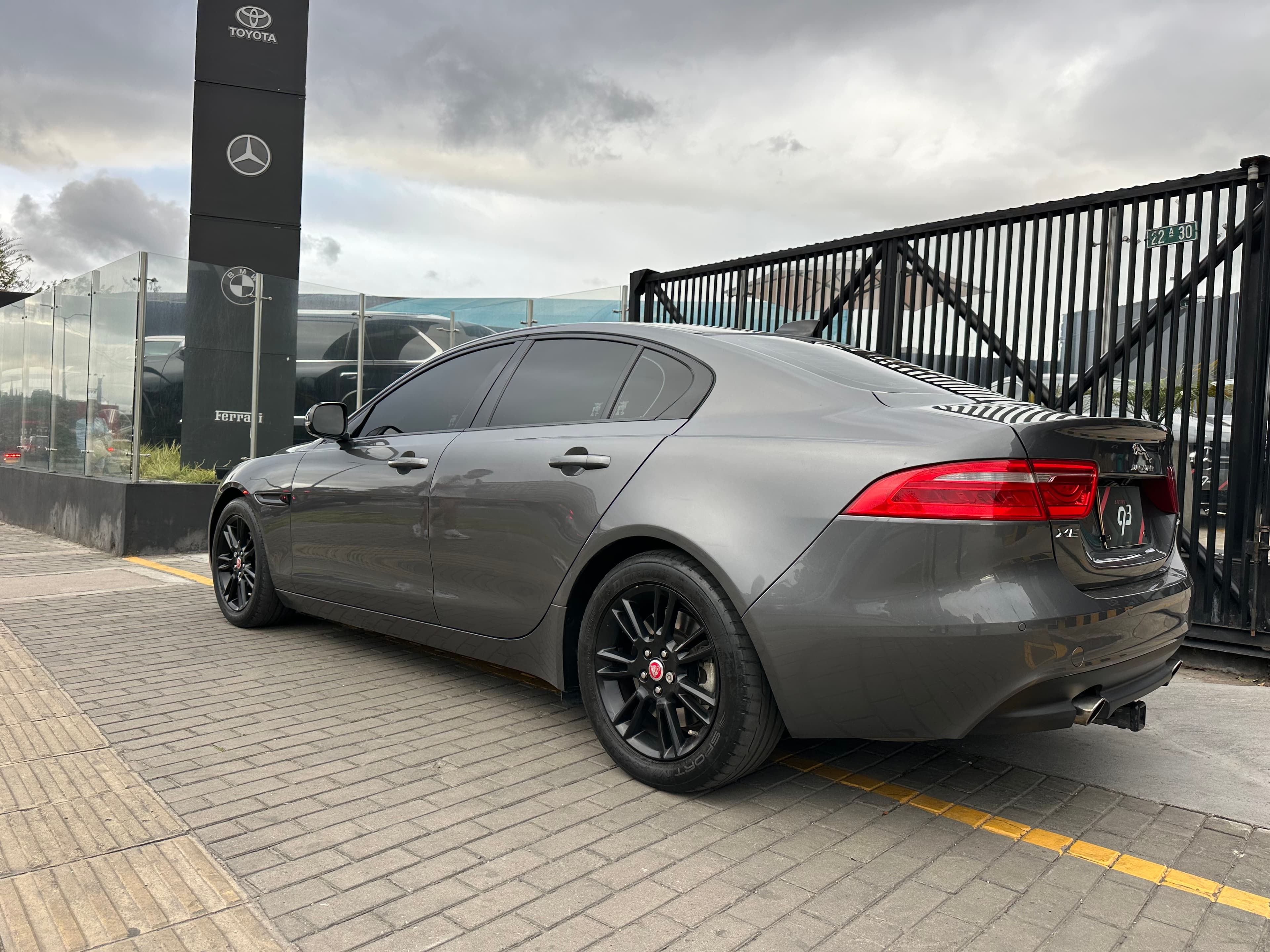 Jaguar XE Prestige Modelo 2018 6