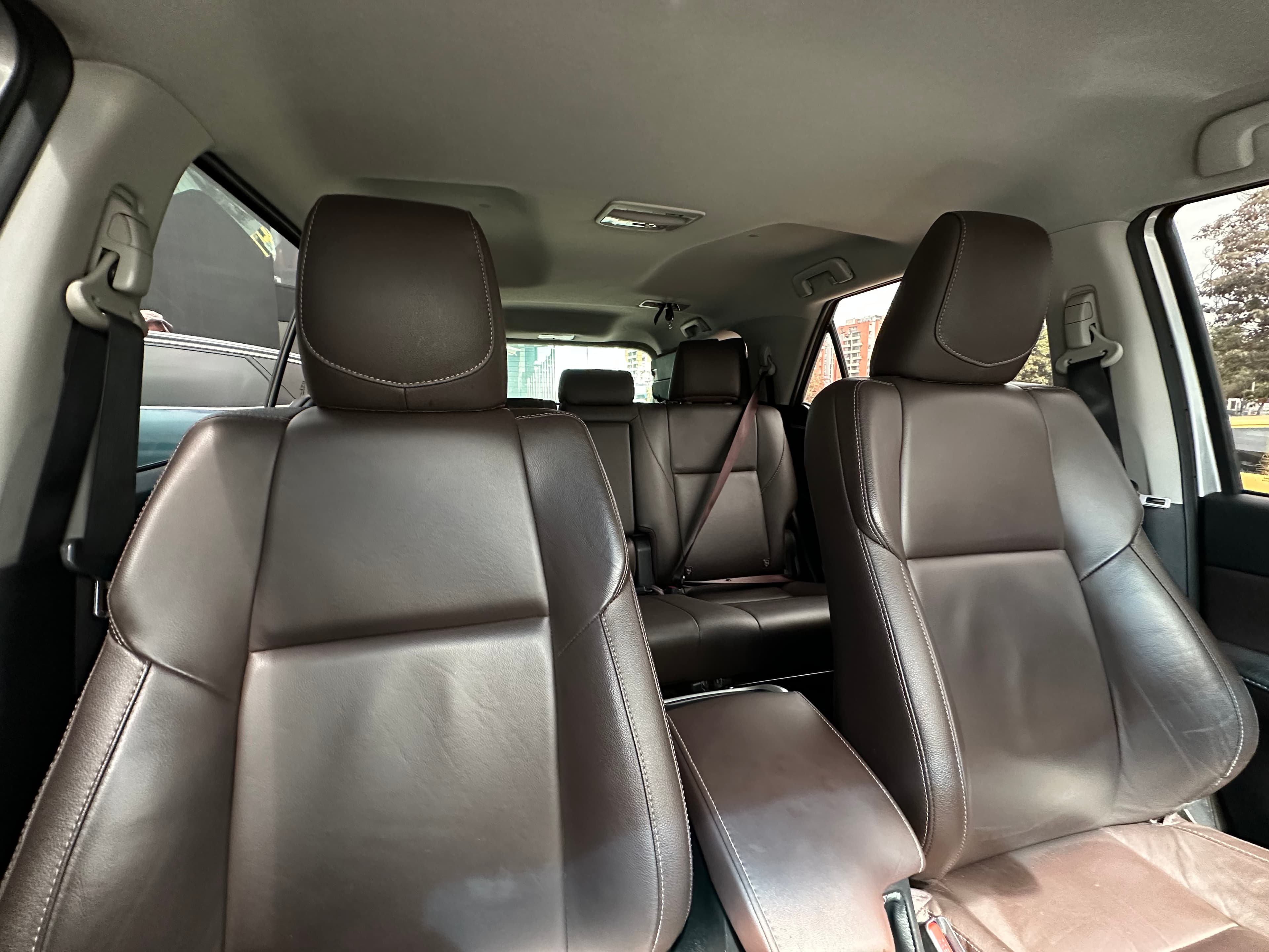 Toyota Fortuner SRV Modelo 2020 22