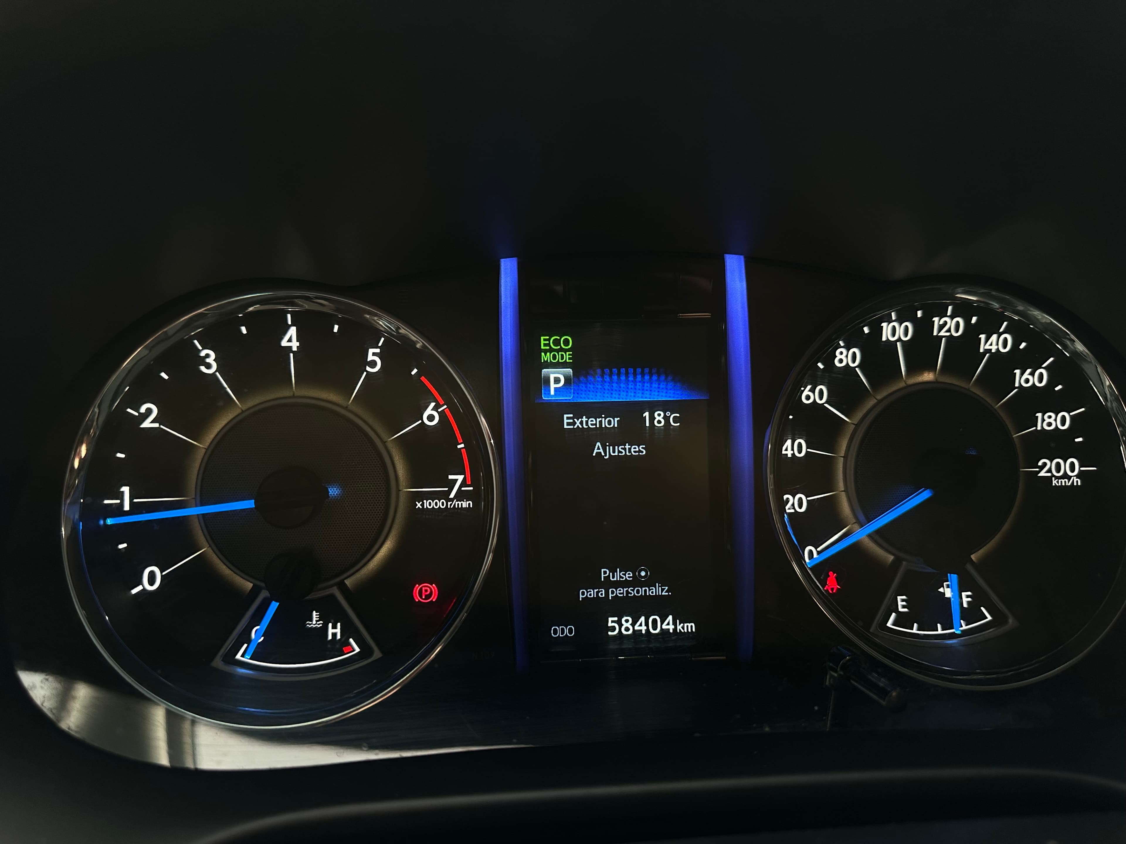 Toyota Fortuner SRV Modelo 2020 19