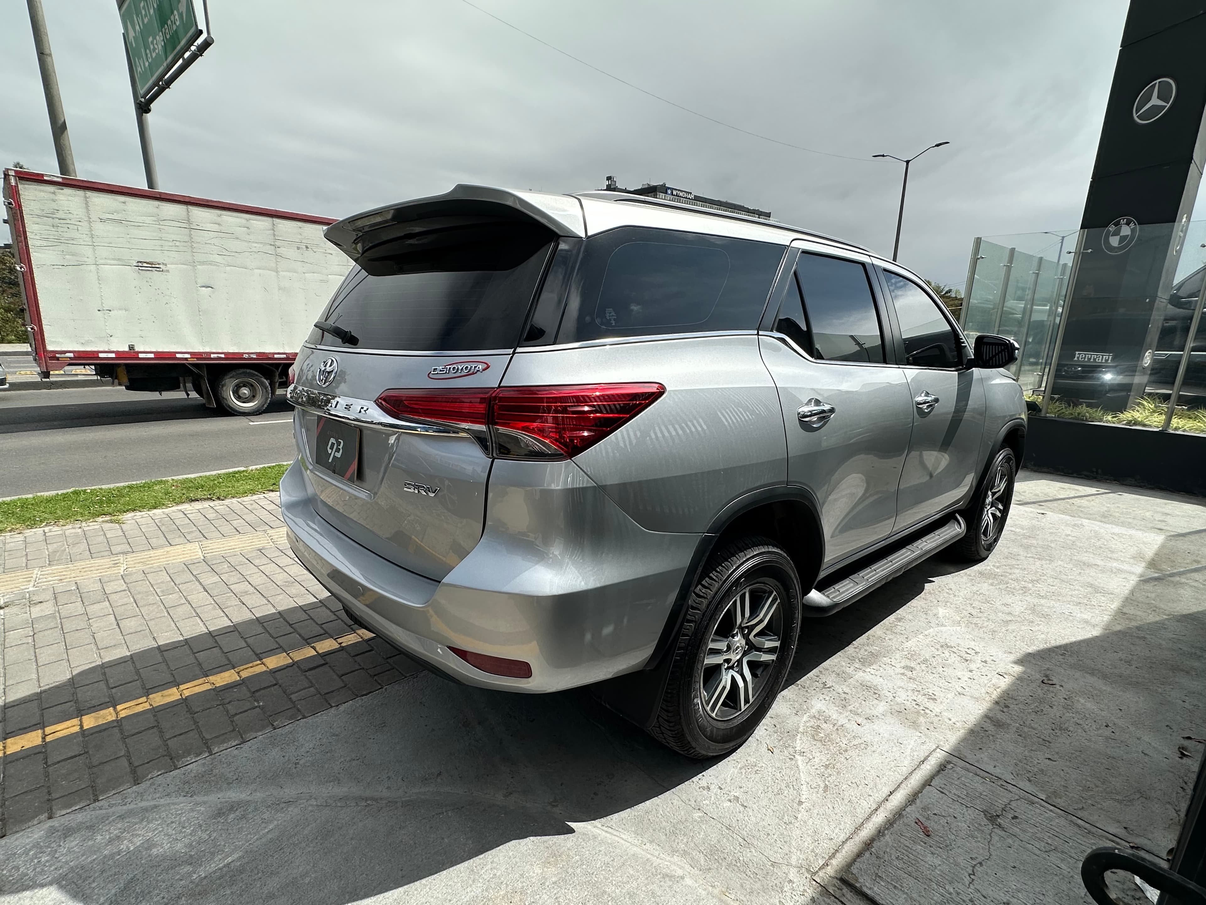Toyota Fortuner SRV Modelo 2020 4