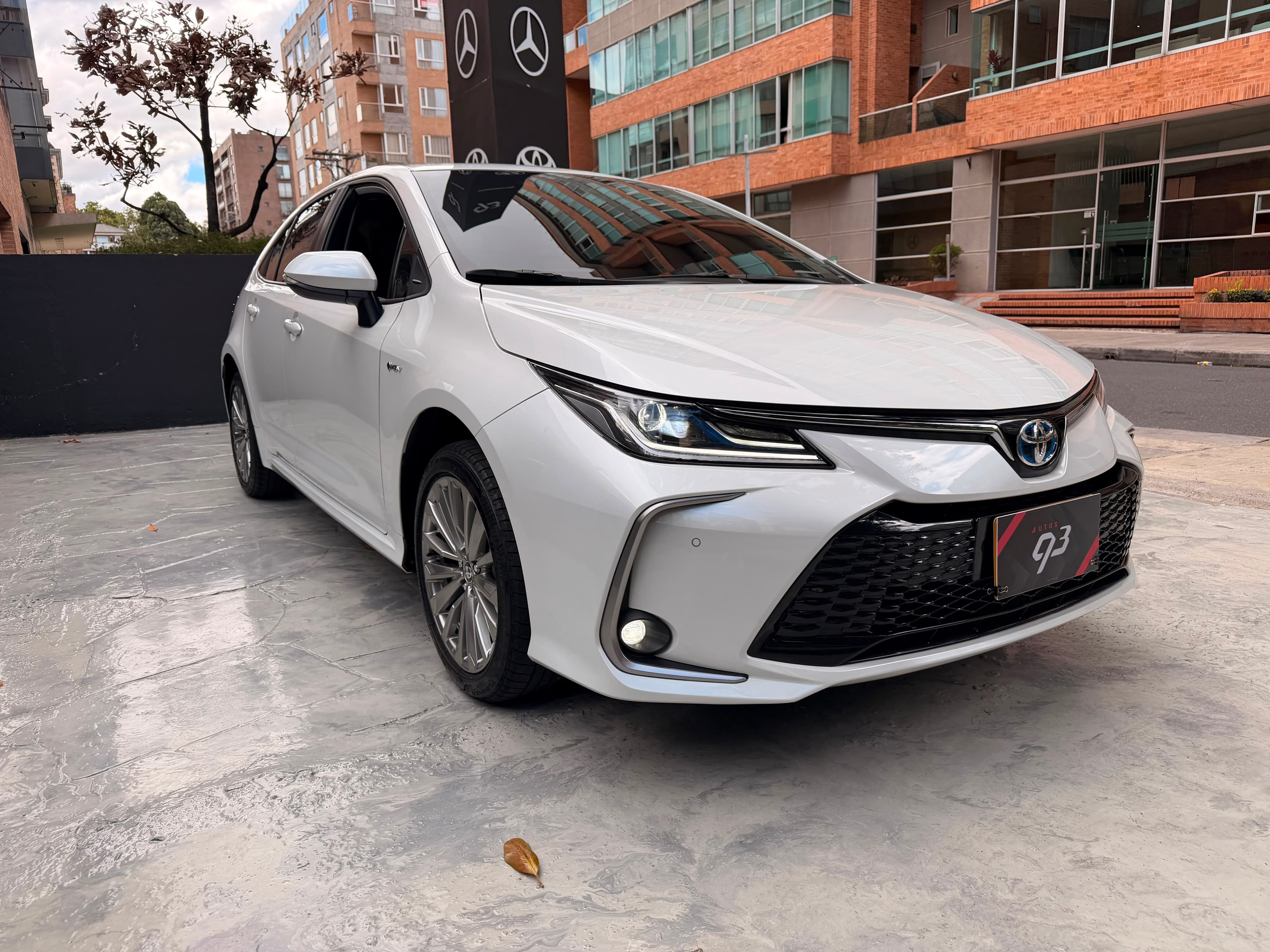 Toyota Corolla XEI Modelo 2025 3