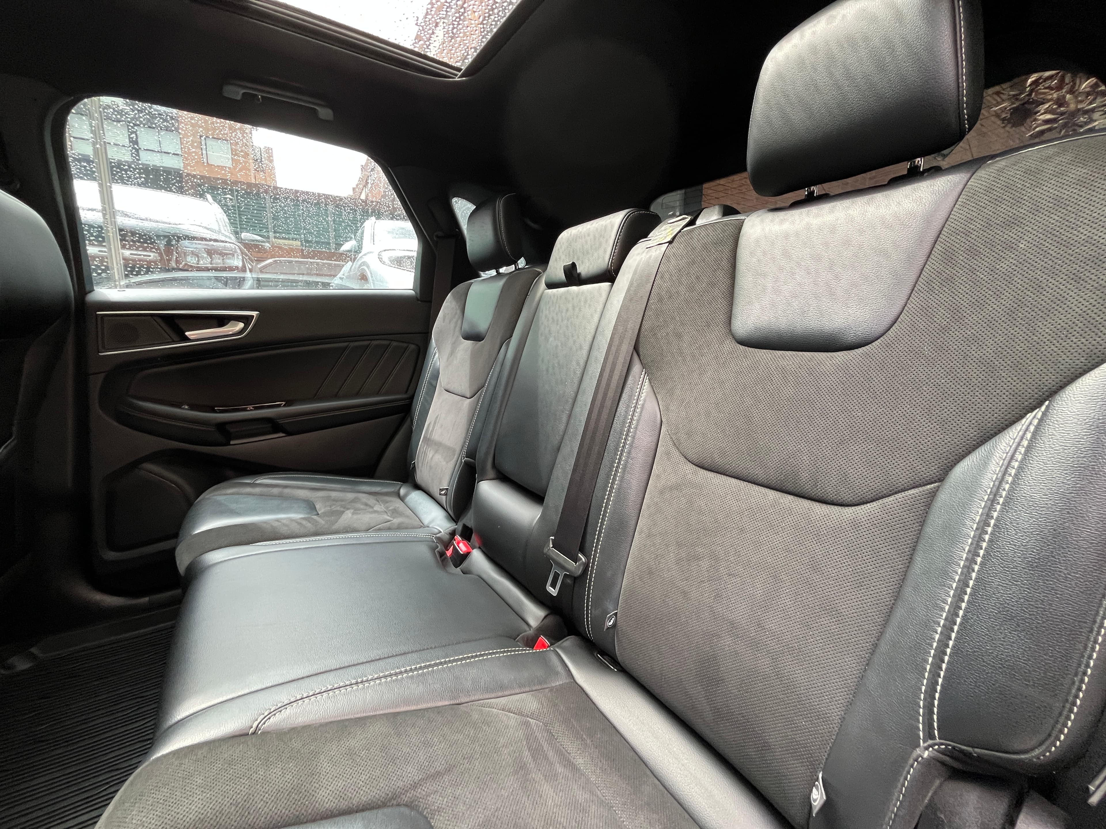 Ford Edge ST Modelo 2019 16