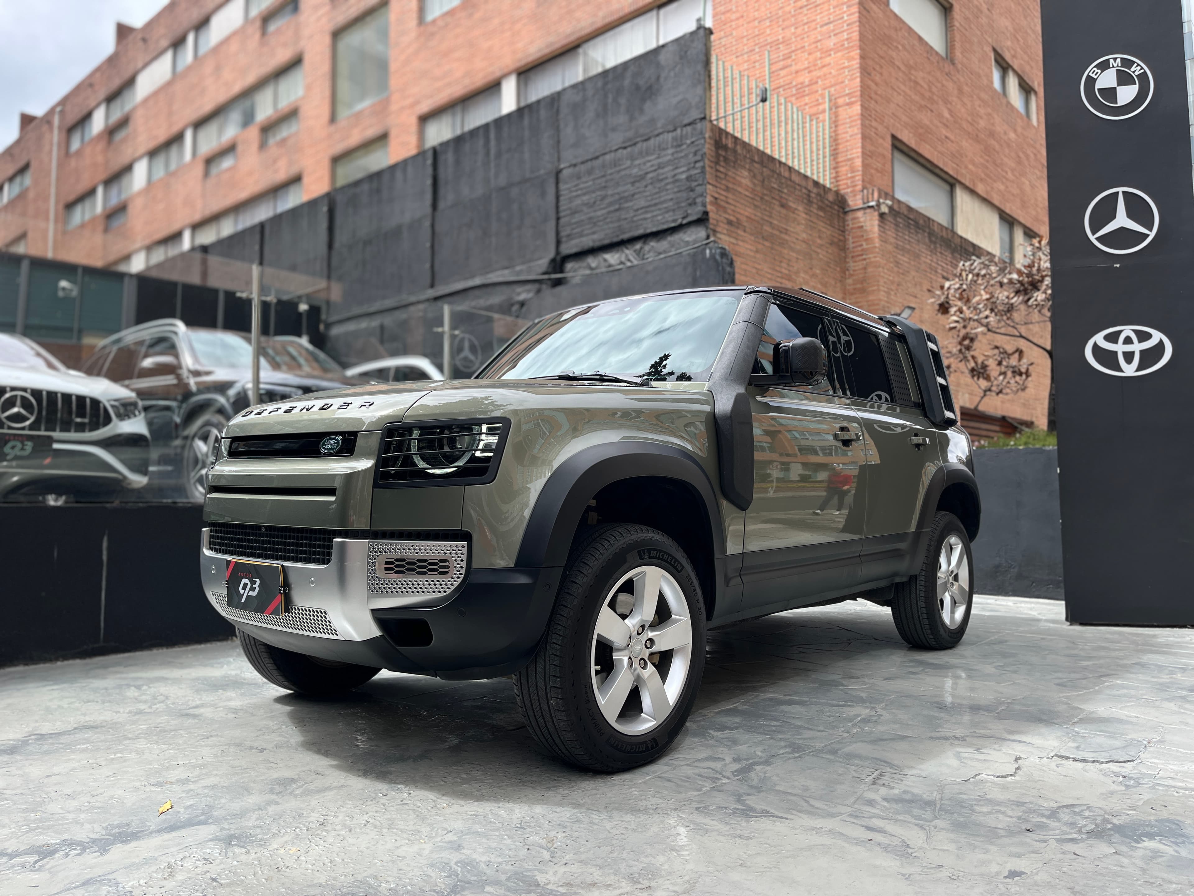 Land Rover Defender FIRST EDITION Modelo 2021 1