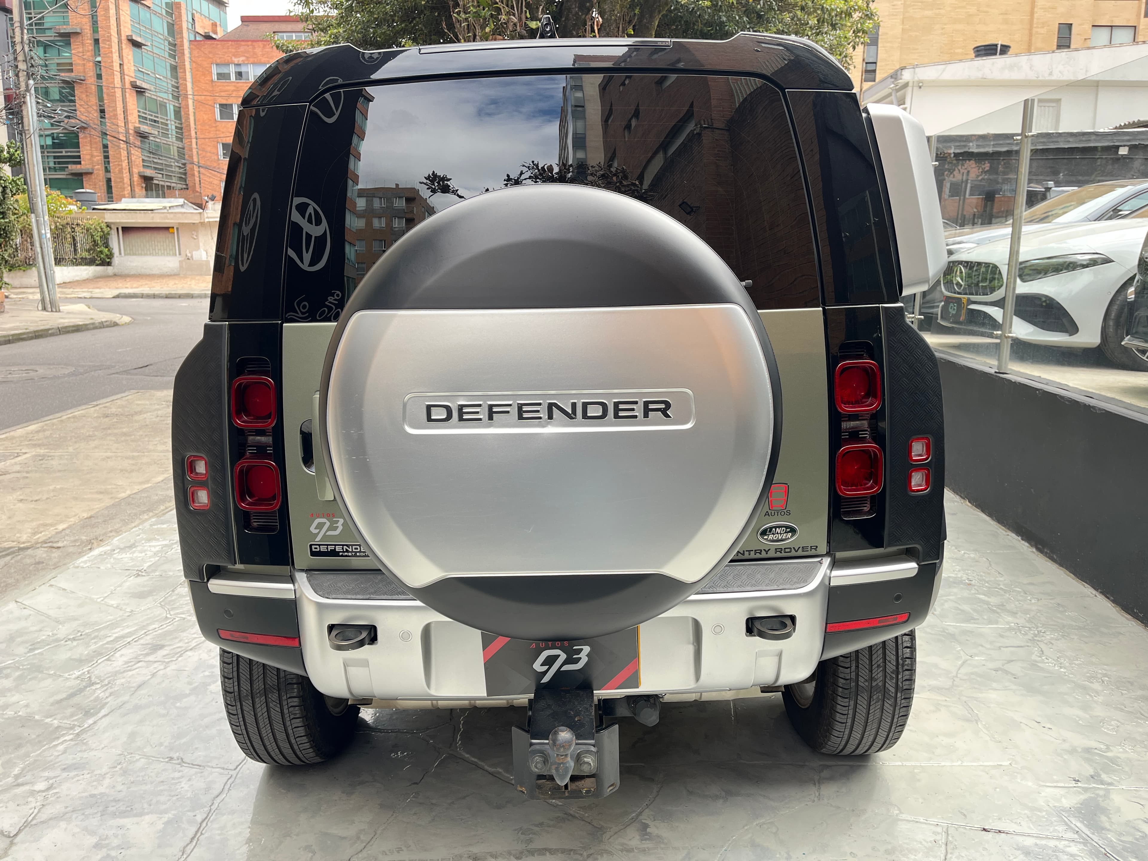 Land Rover Defender FIRST EDITION Modelo 2021 5