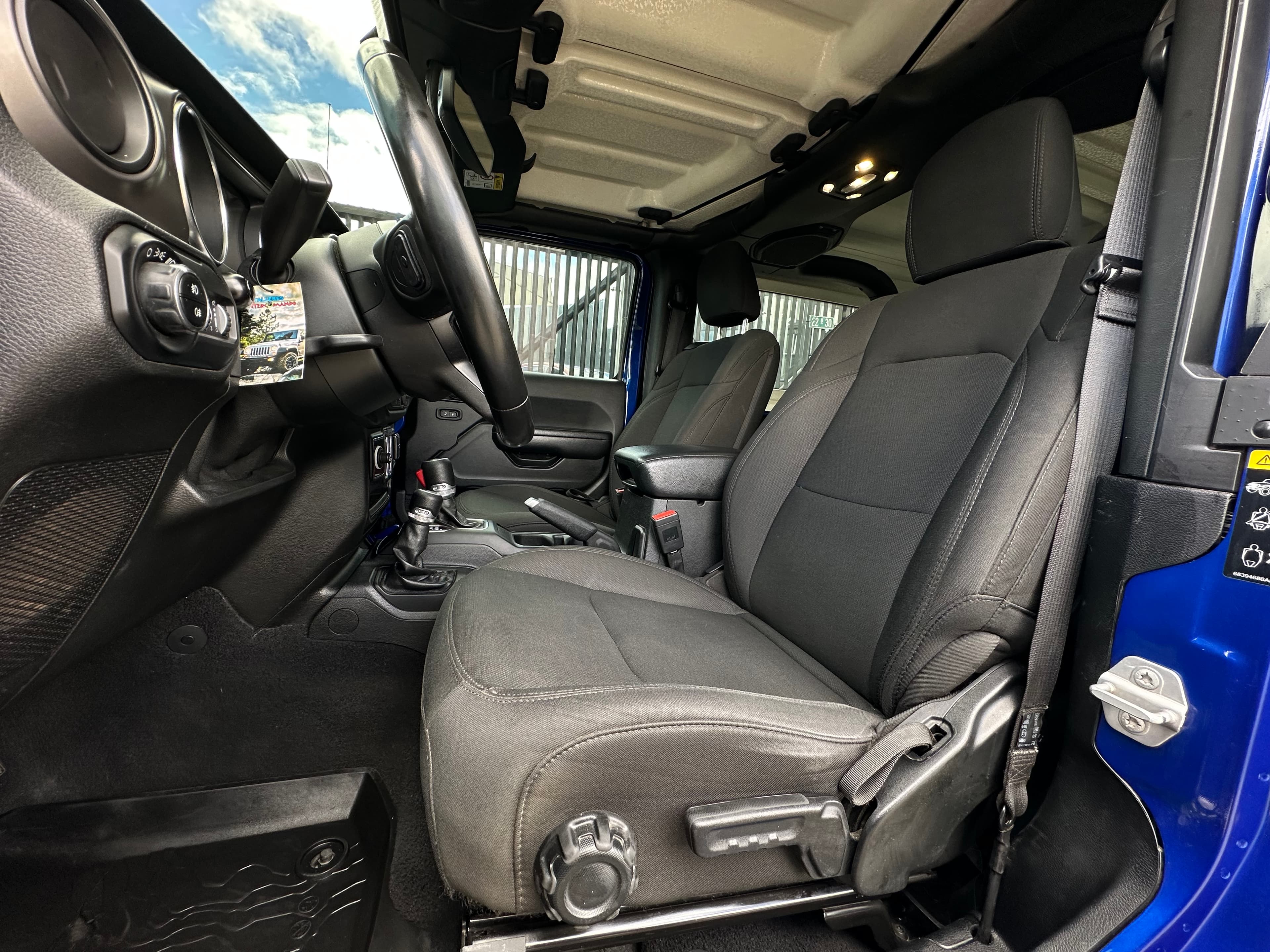 Jeep Wrangler Sport Modelo 2020 8