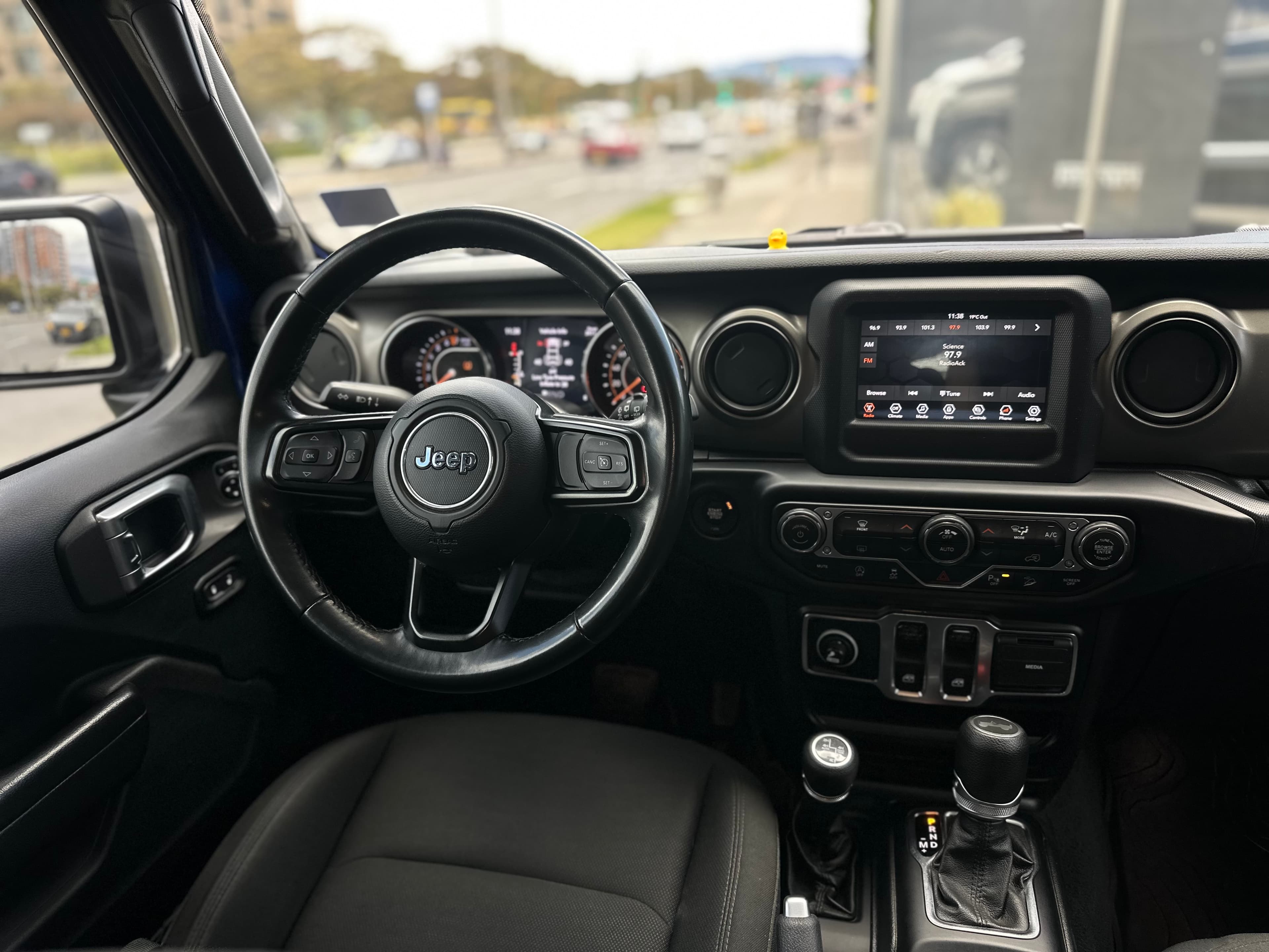 Jeep Wrangler Sport Modelo 2020 12