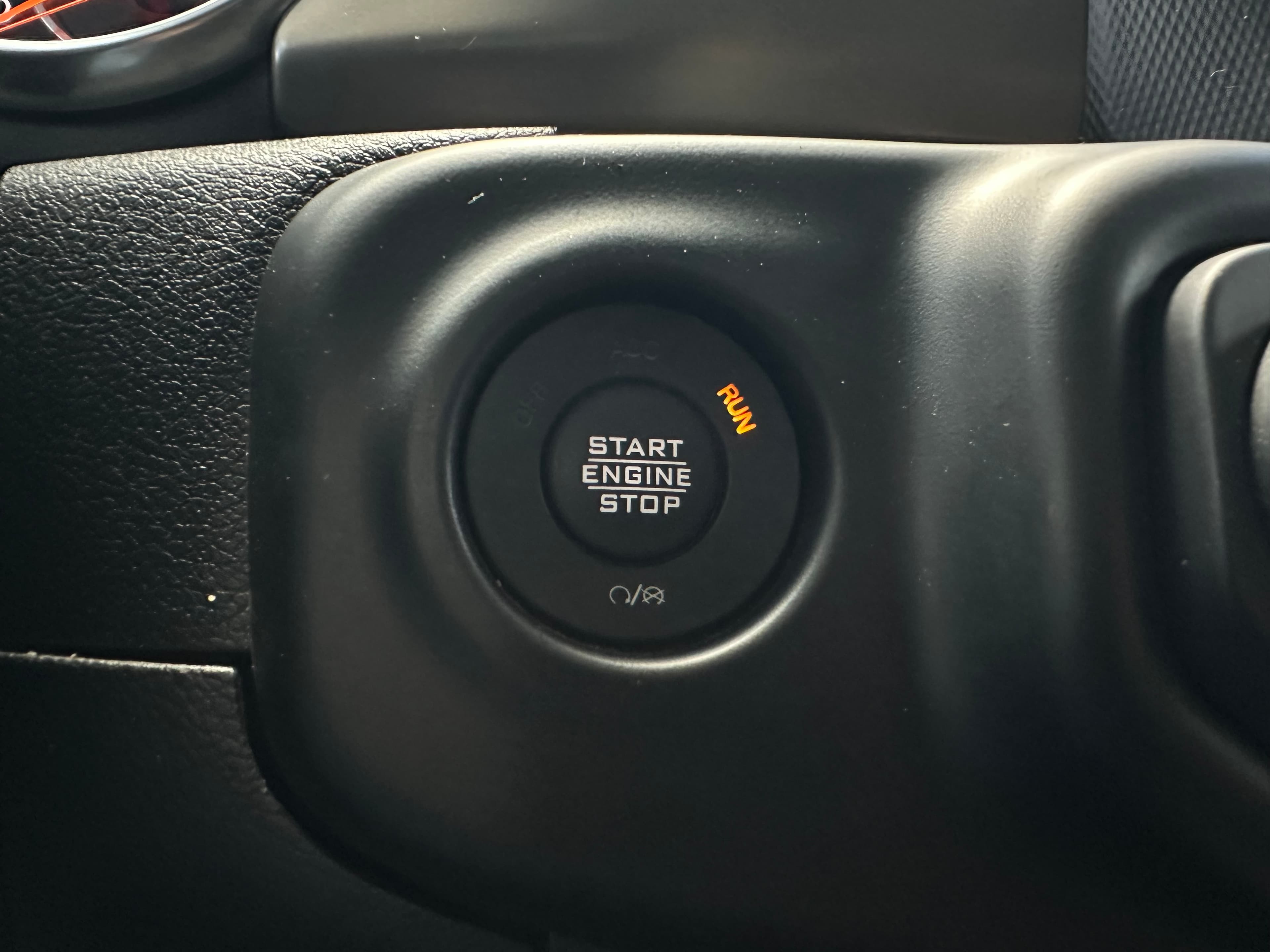 Jeep Wrangler Sport Modelo 2020 16