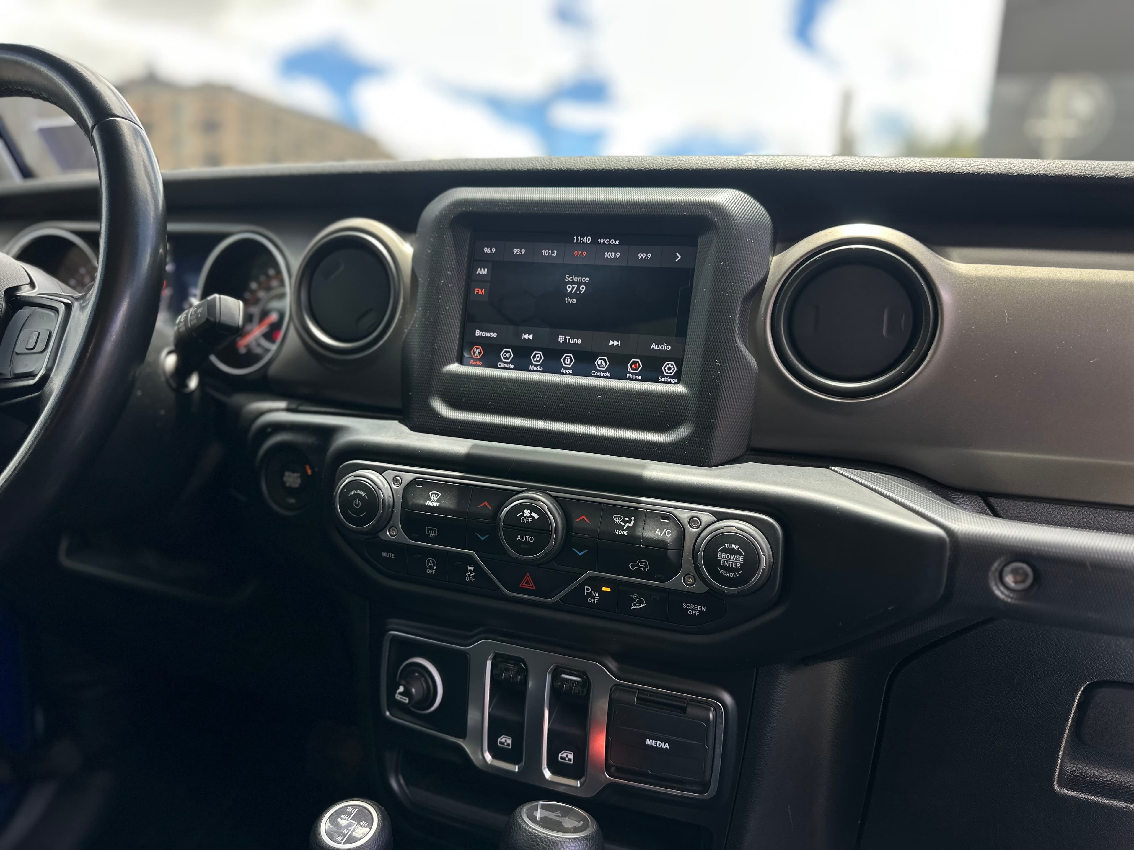 Jeep Wrangler Sport Modelo 2020 22