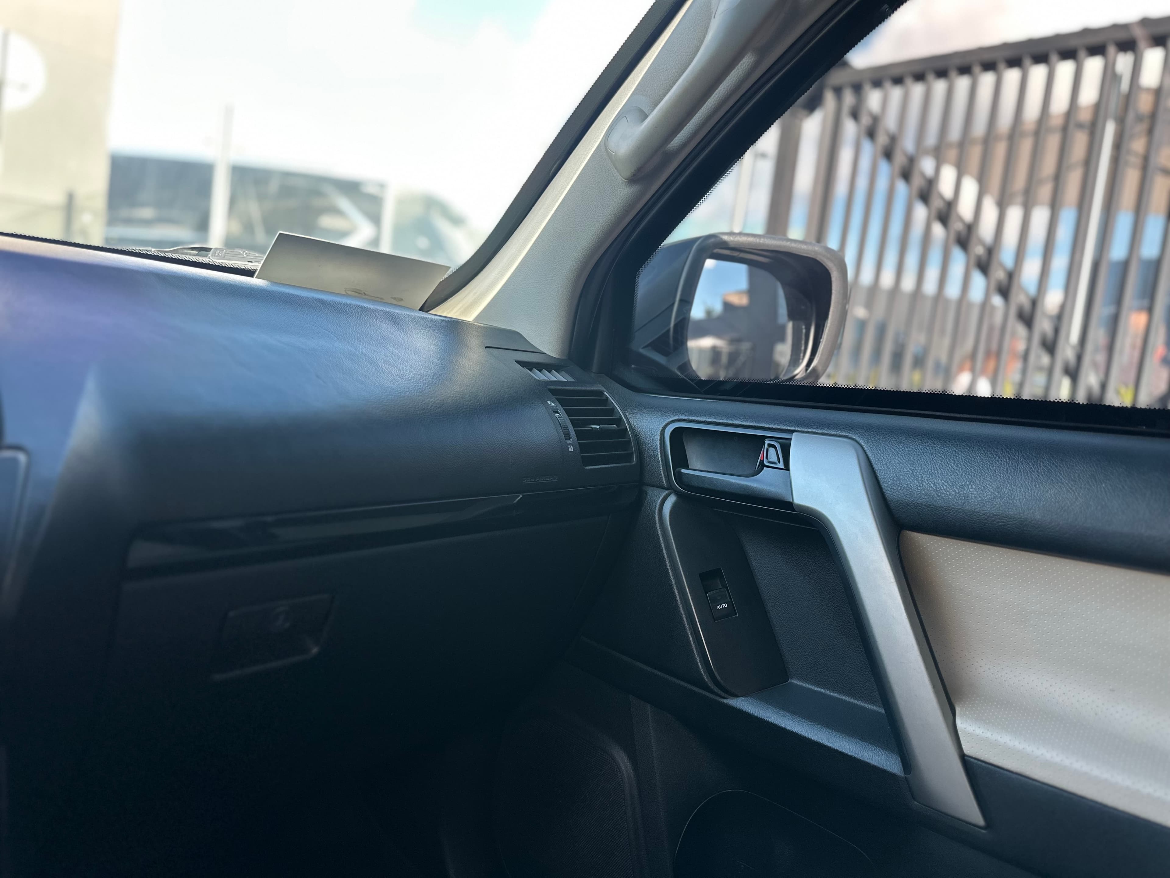 Toyota Prado TX Blindada Modelo 2015 20