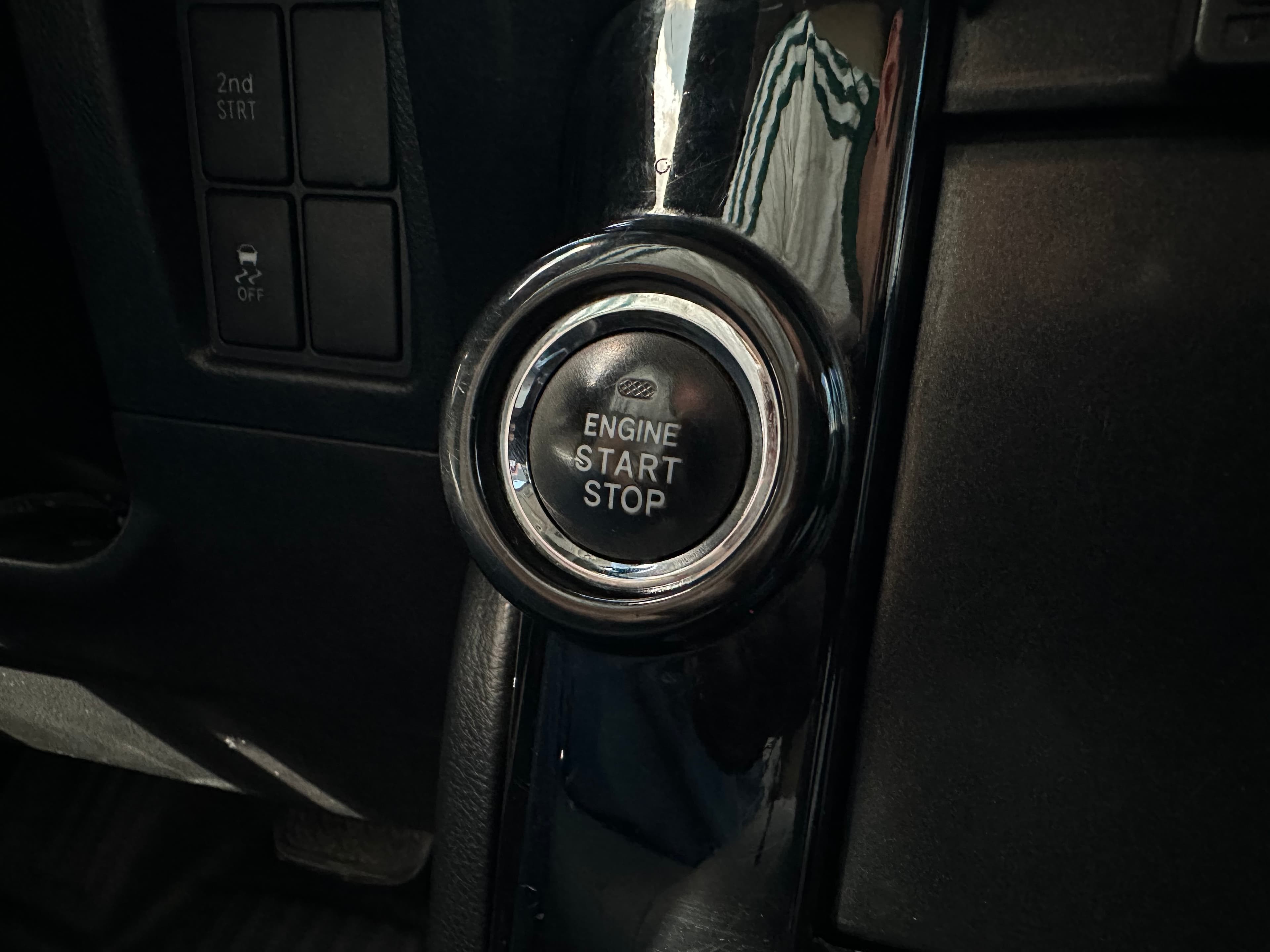 Toyota Prado TX Blindada Modelo 2015 17