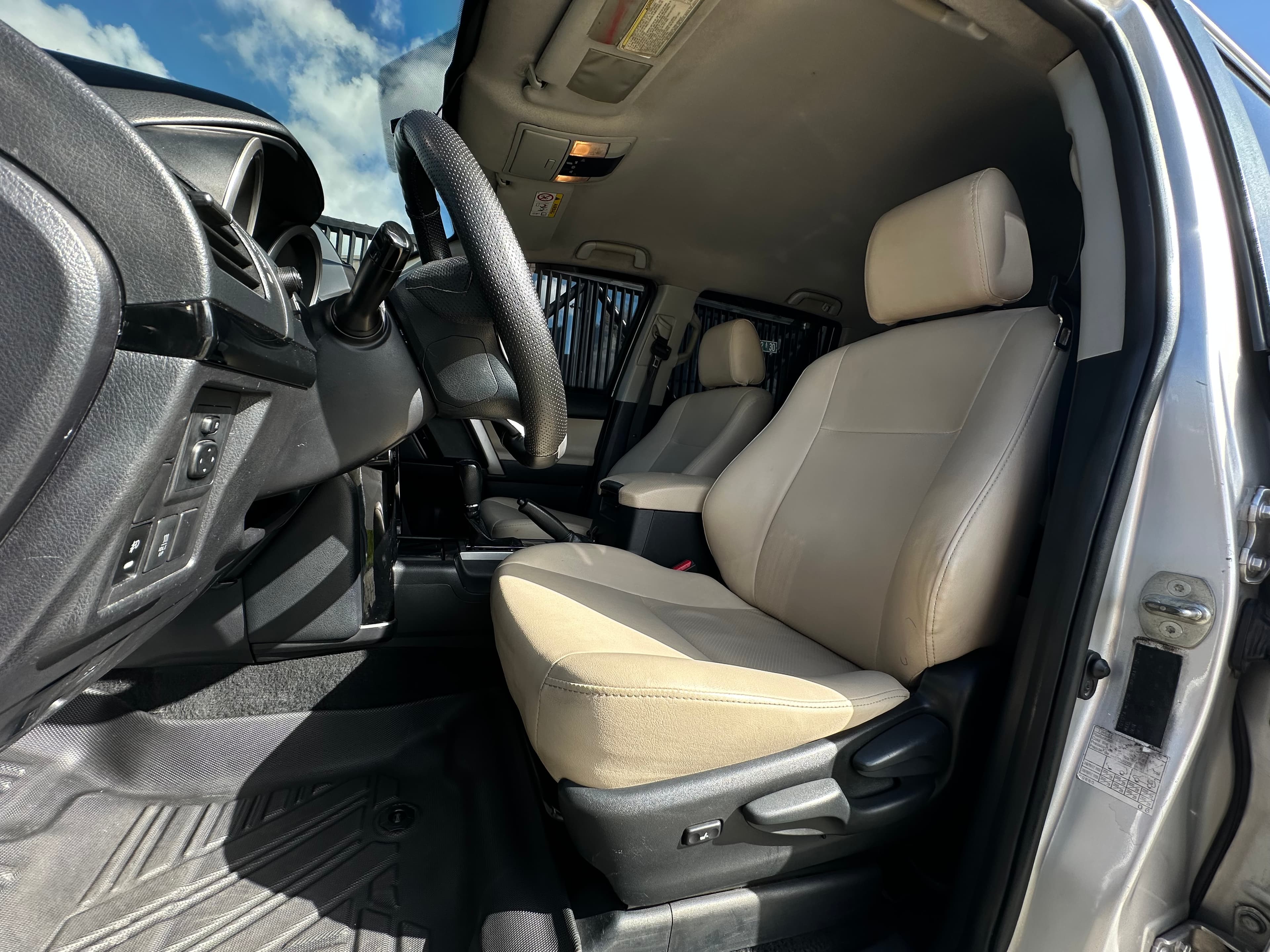 Toyota Prado TX Blindada Modelo 2015 8