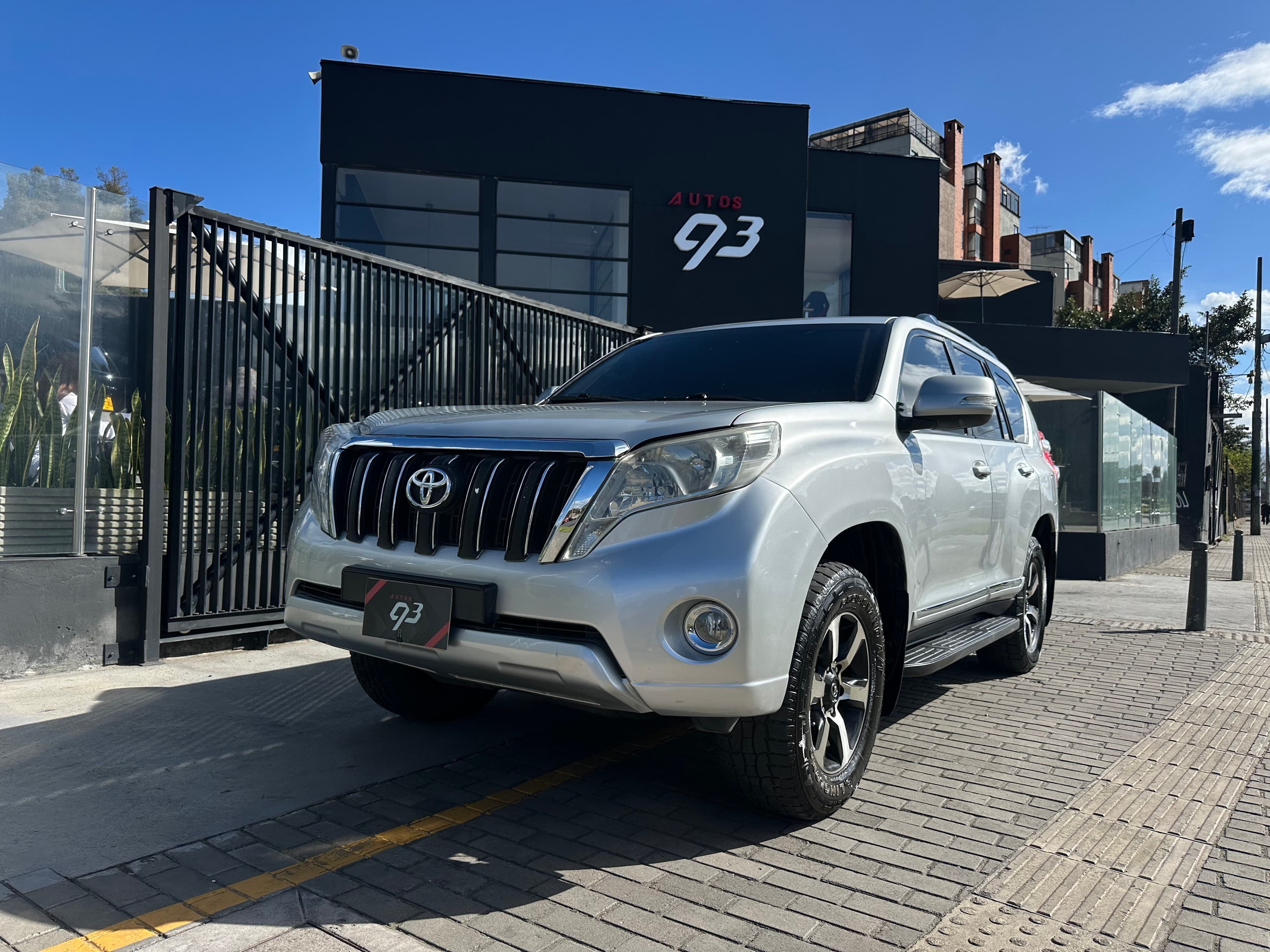 Toyota Prado TX Blindada Modelo 2015 1