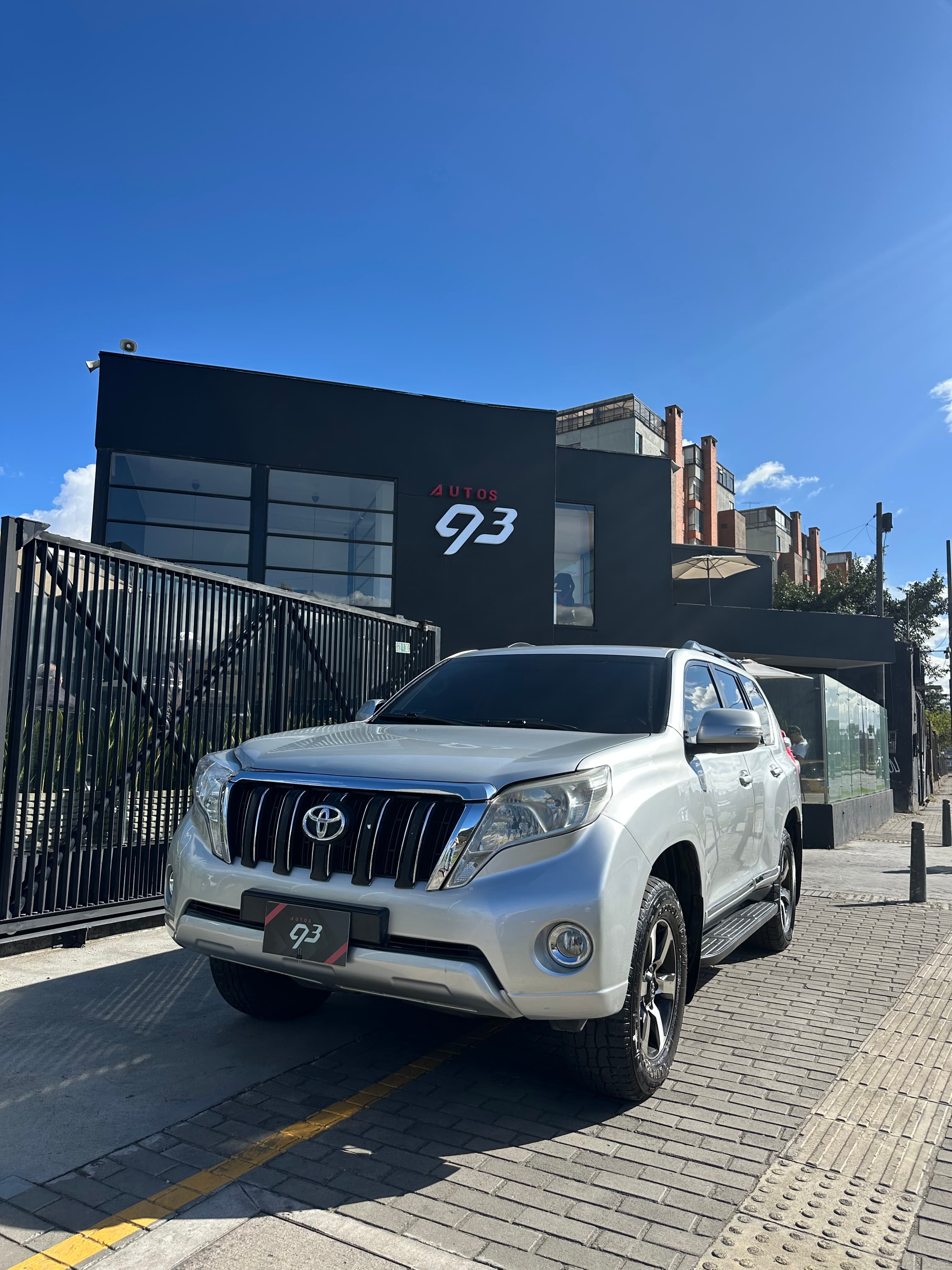 Toyota Prado TX Blindada Modelo 2015 24