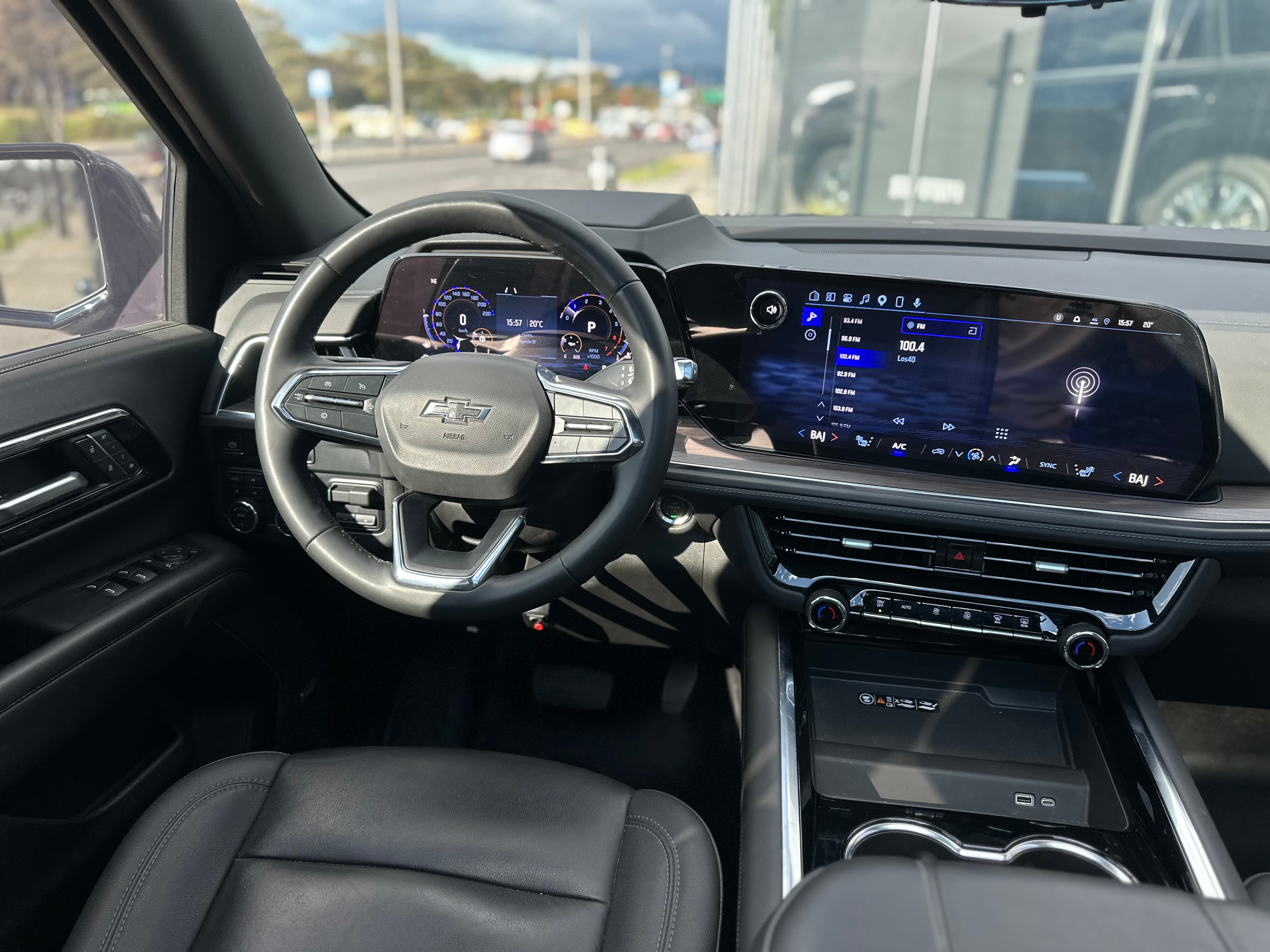 Chevrolet Tahoe Z71 Modelo 2025 14