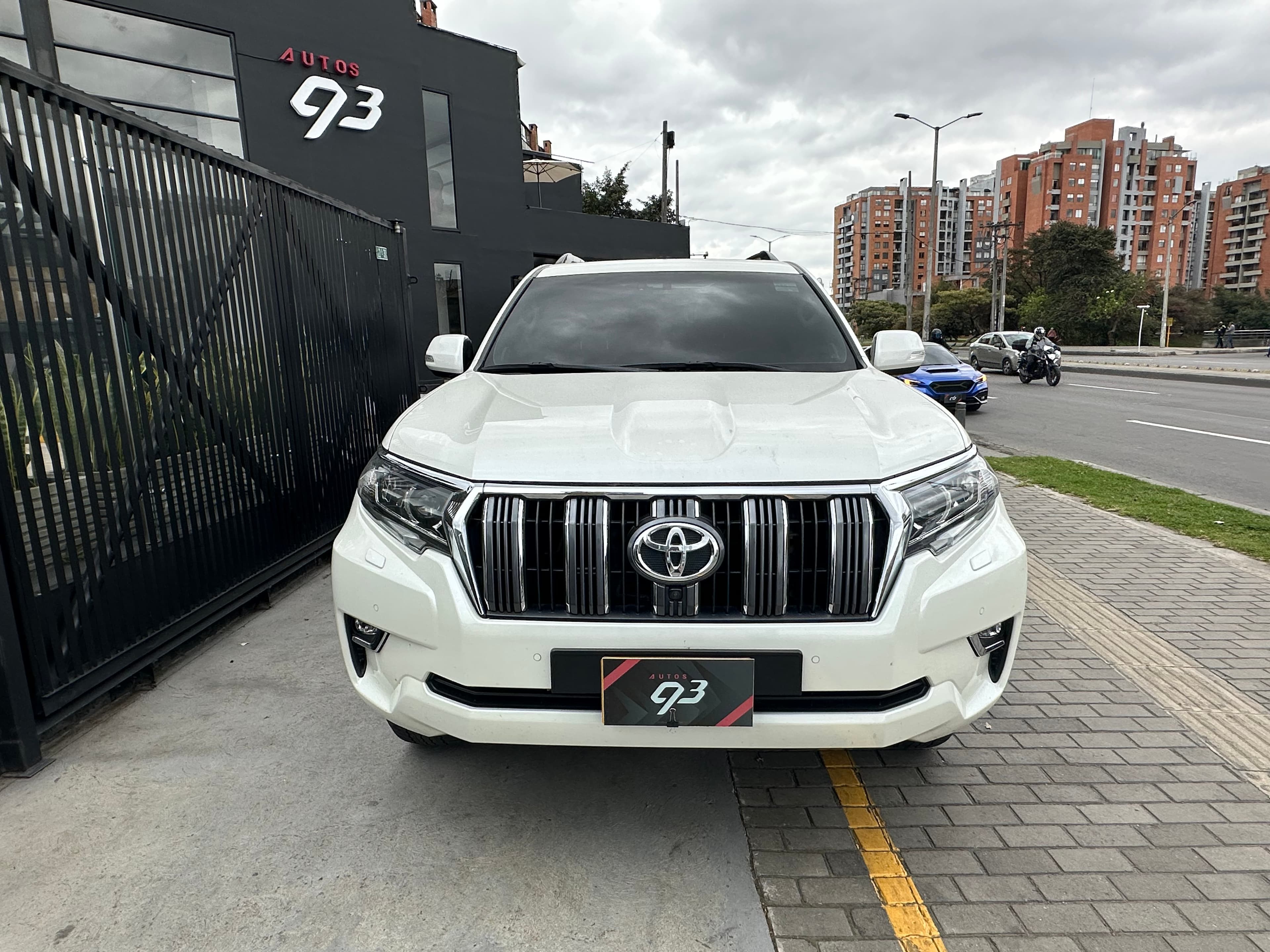 Toyota Prado VX Modelo 2020 2