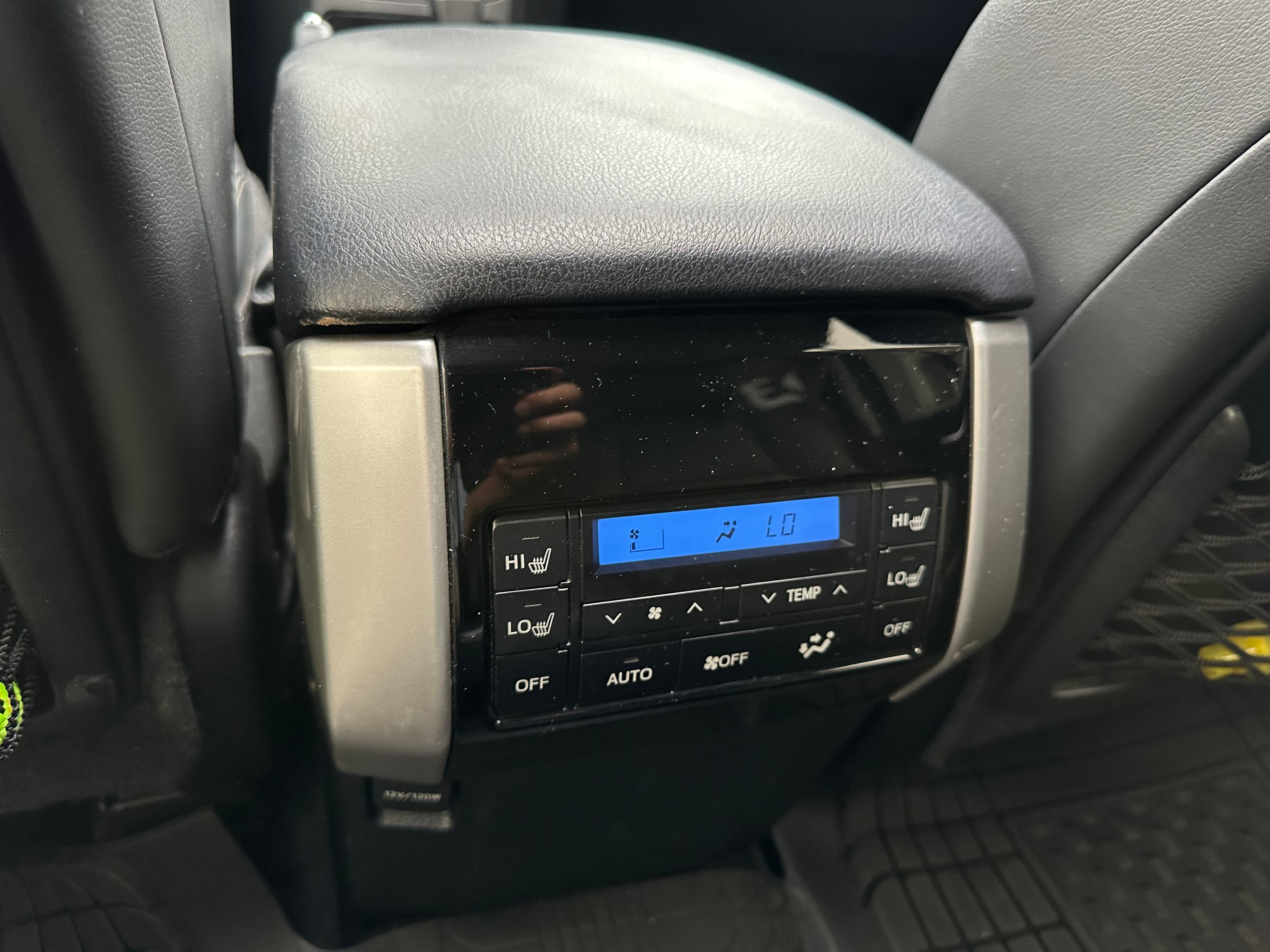 Toyota Prado VX Modelo 2020 12