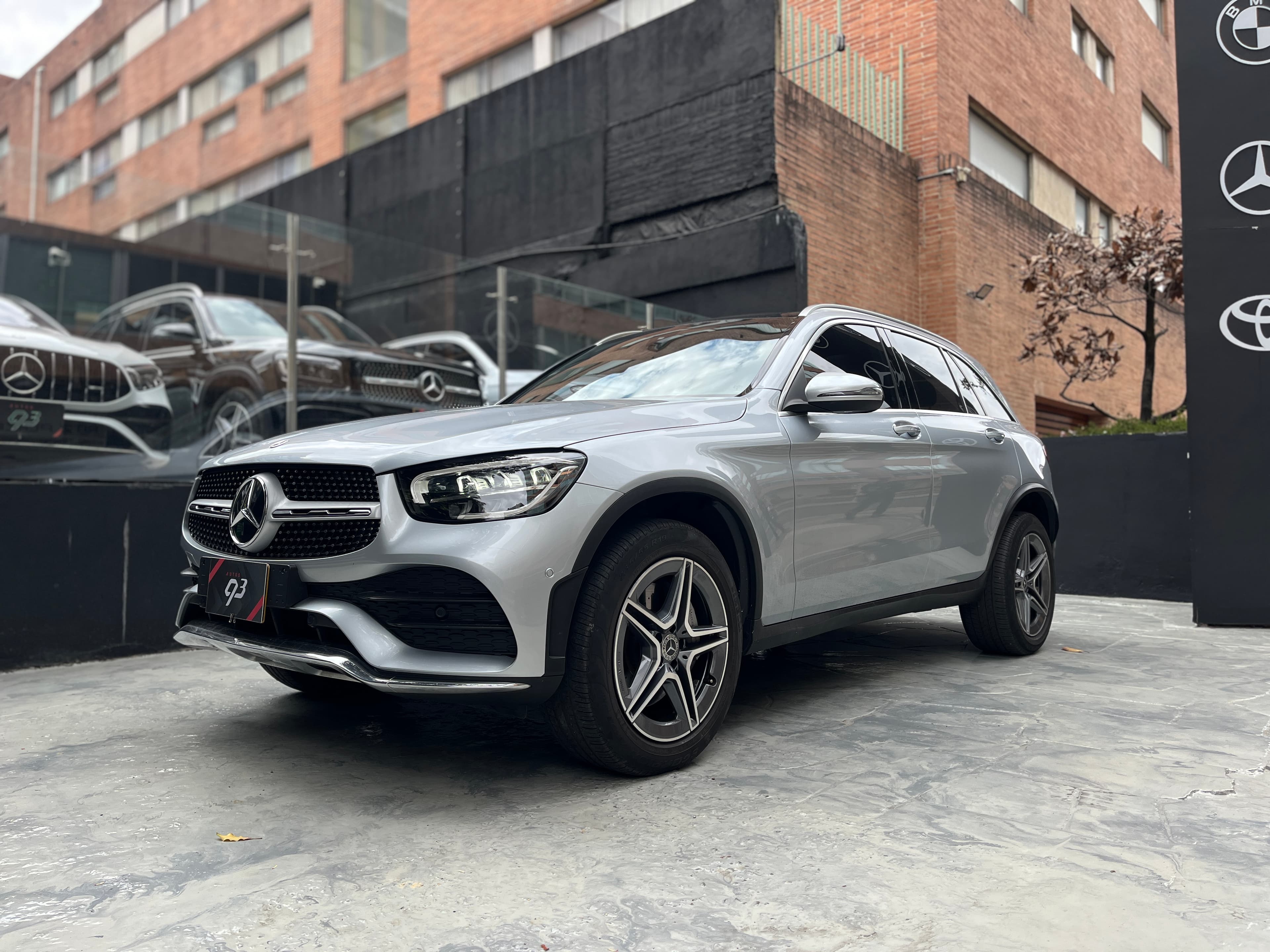 Mercedes Benz GLC300 E Modelo 2022 1