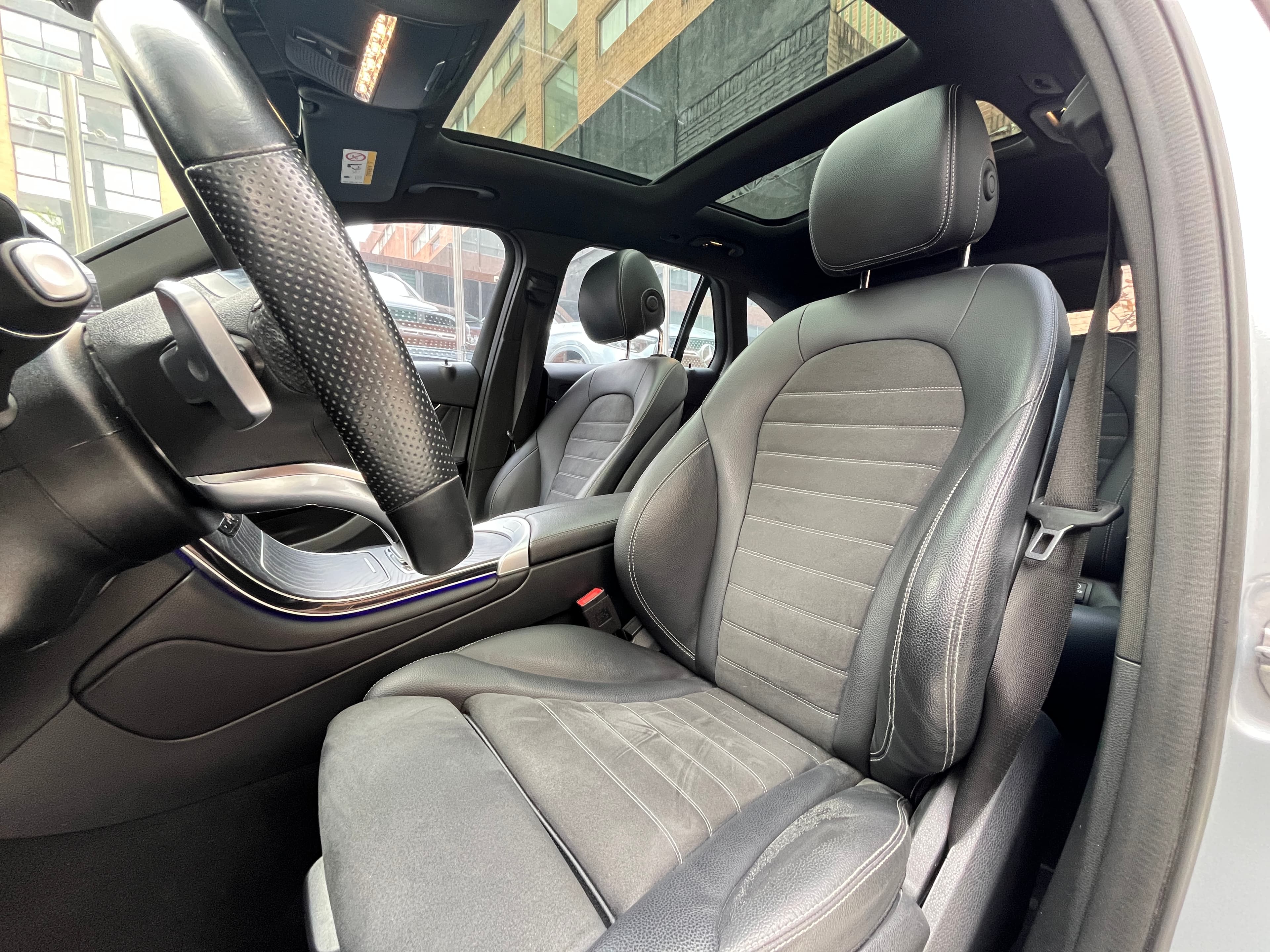 Mercedes Benz GLC300 E Modelo 2022 9