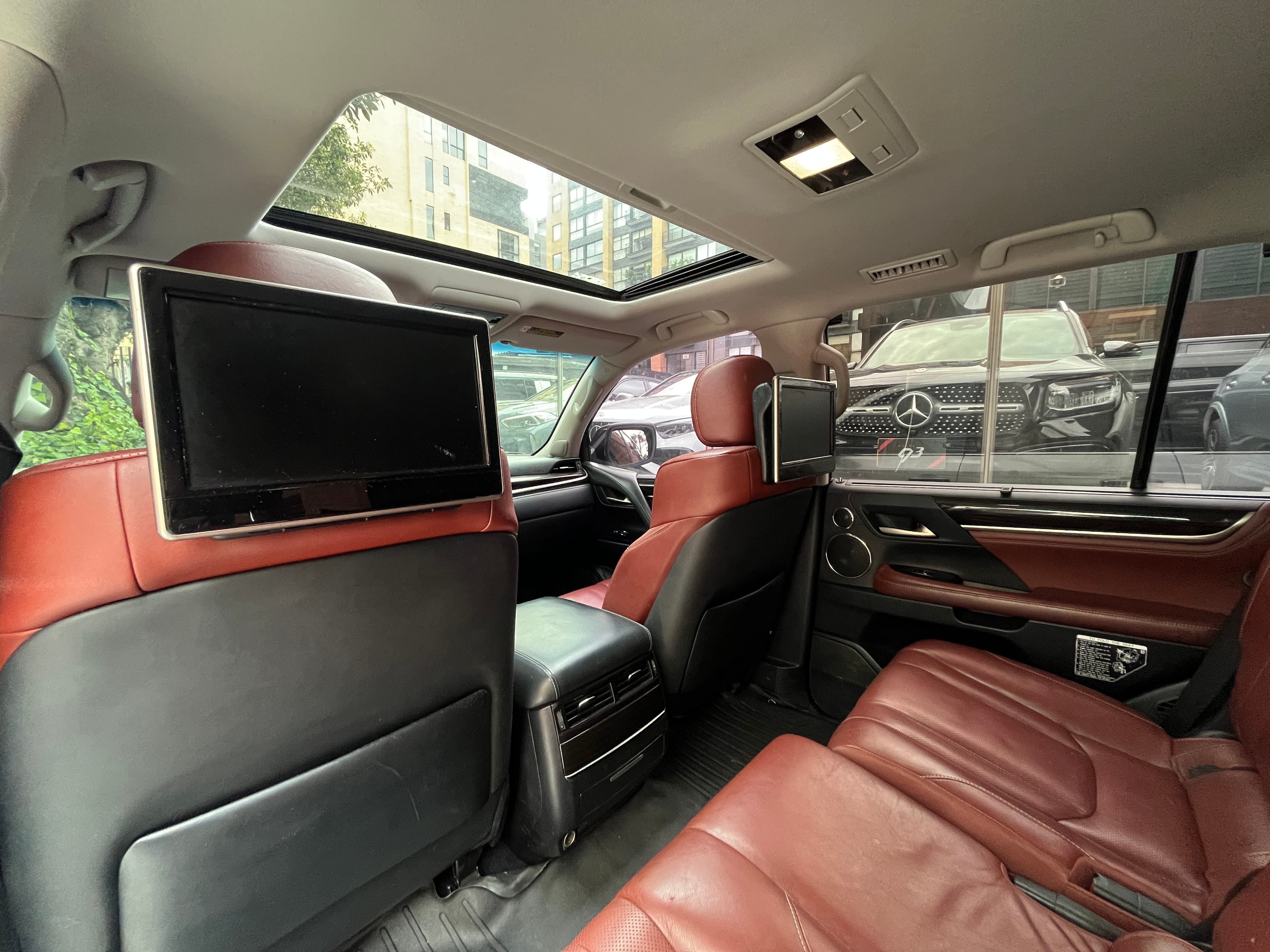 Lexus LX570 SUPER SPORT Modelo 2017 16