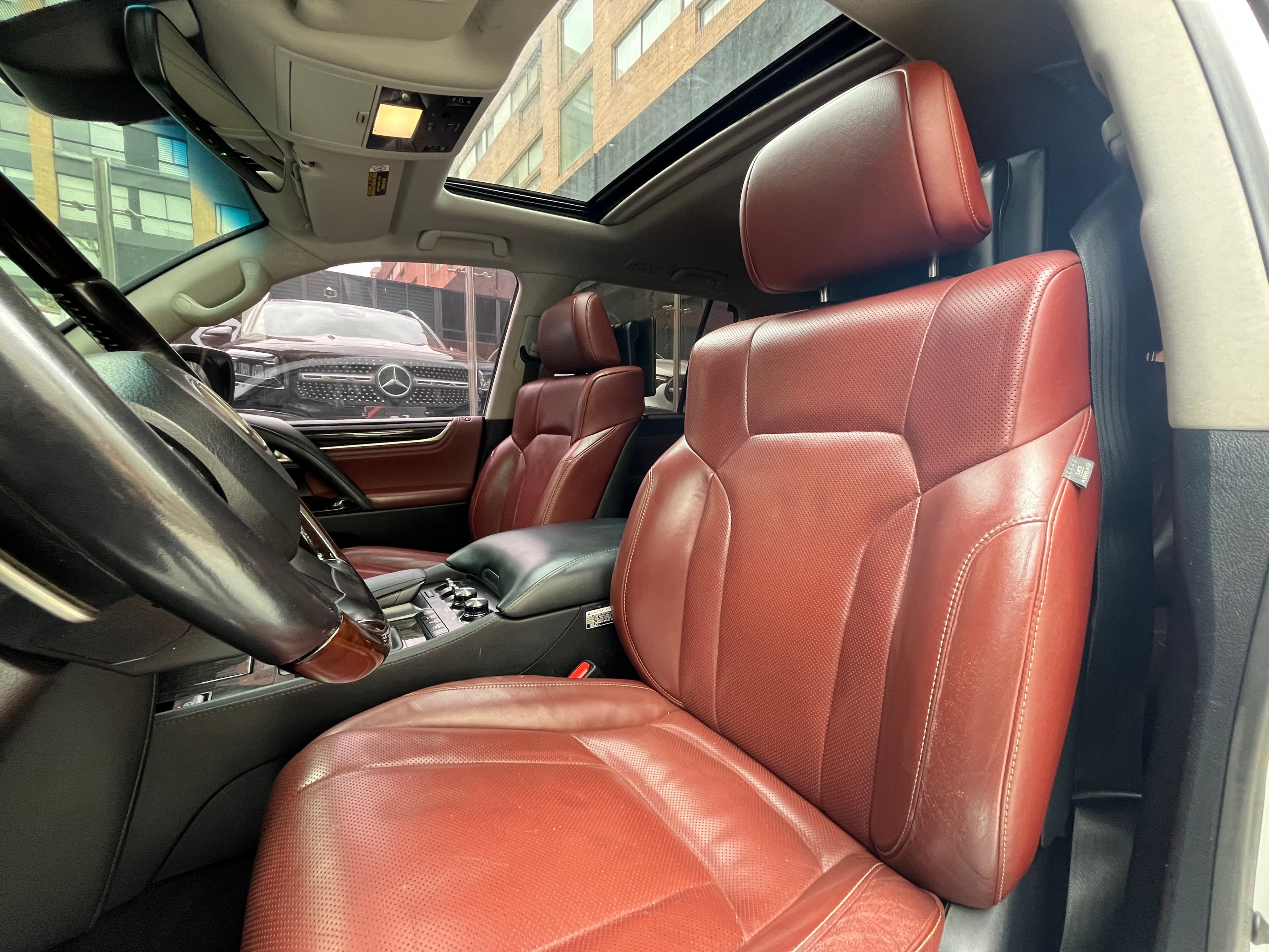Lexus LX570 SUPER SPORT Modelo 2017 9